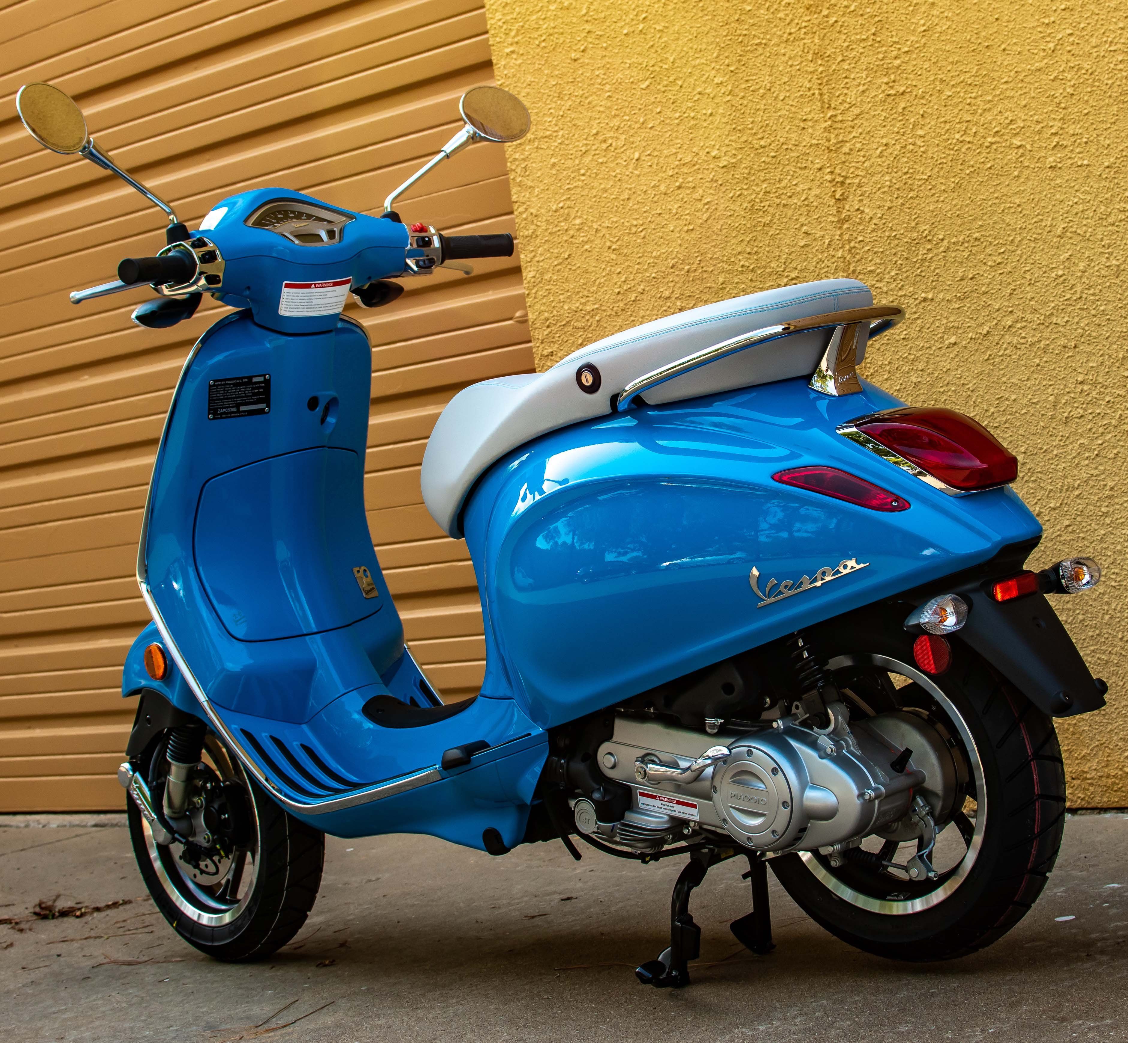 2023 Vespa Primavera 150 - Performance, Price, and Photos