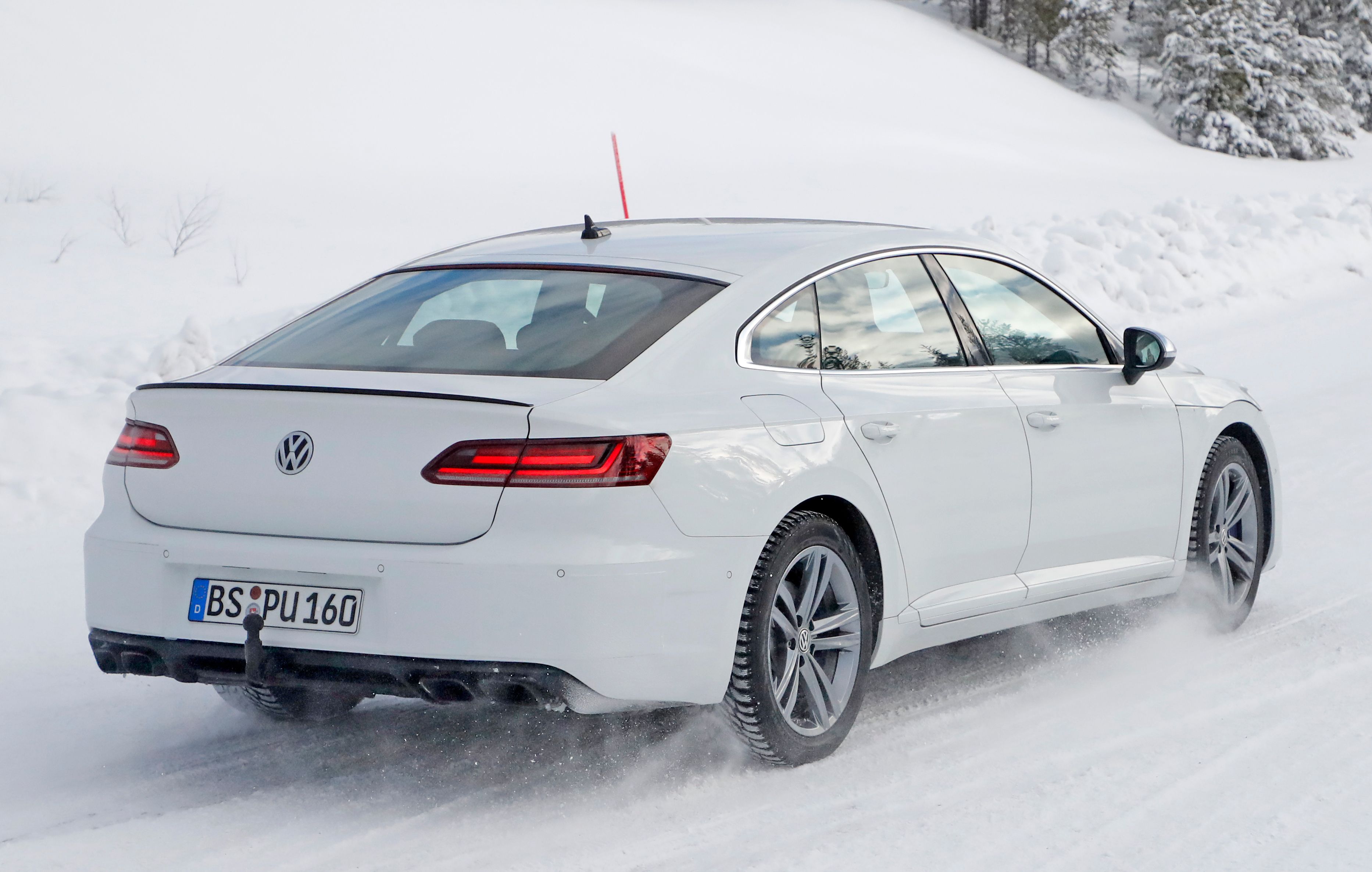 2021 Volkswagen Arteon R