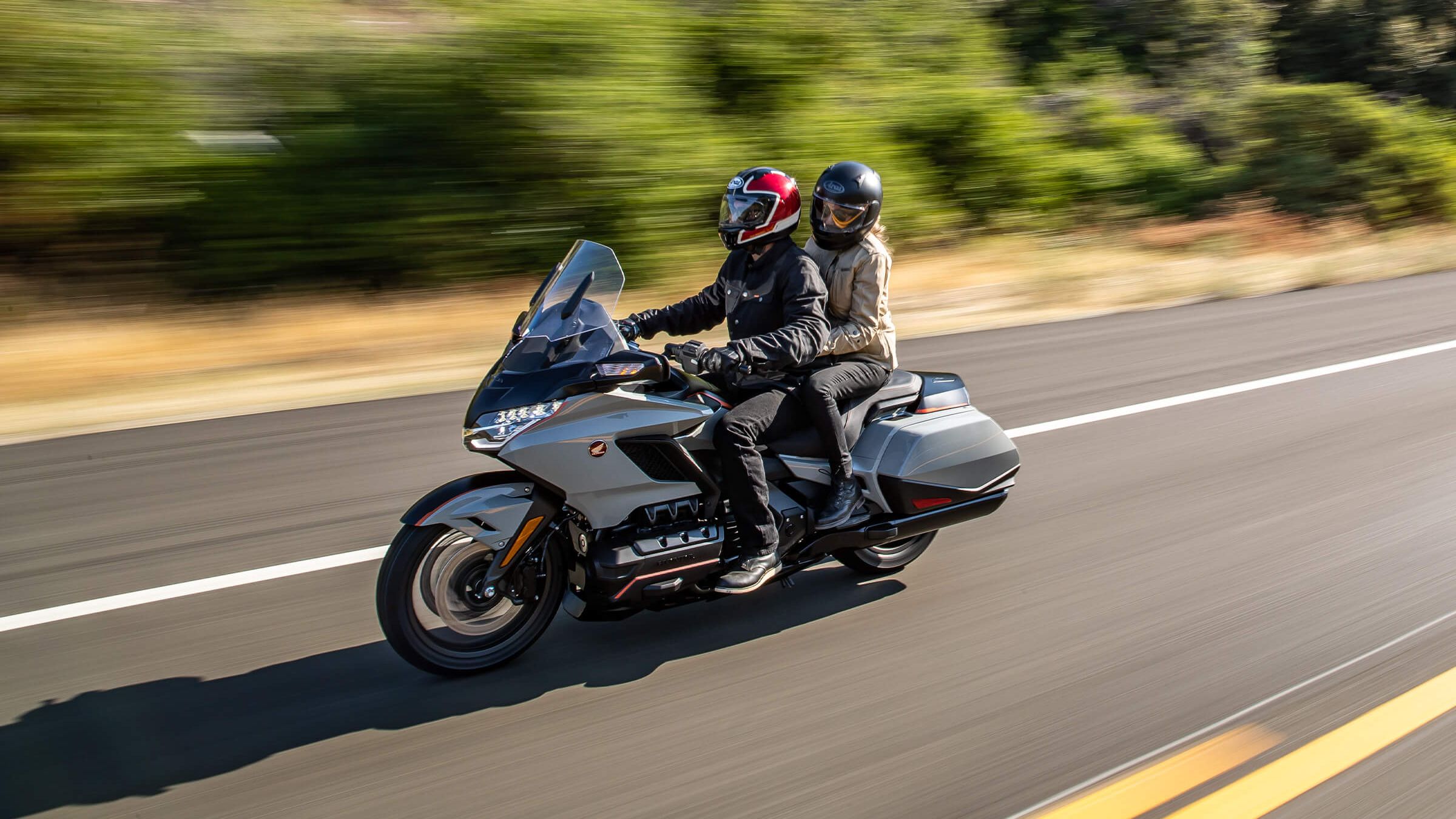 2022 Honda Gold Wing - Performance, Price, and Photos