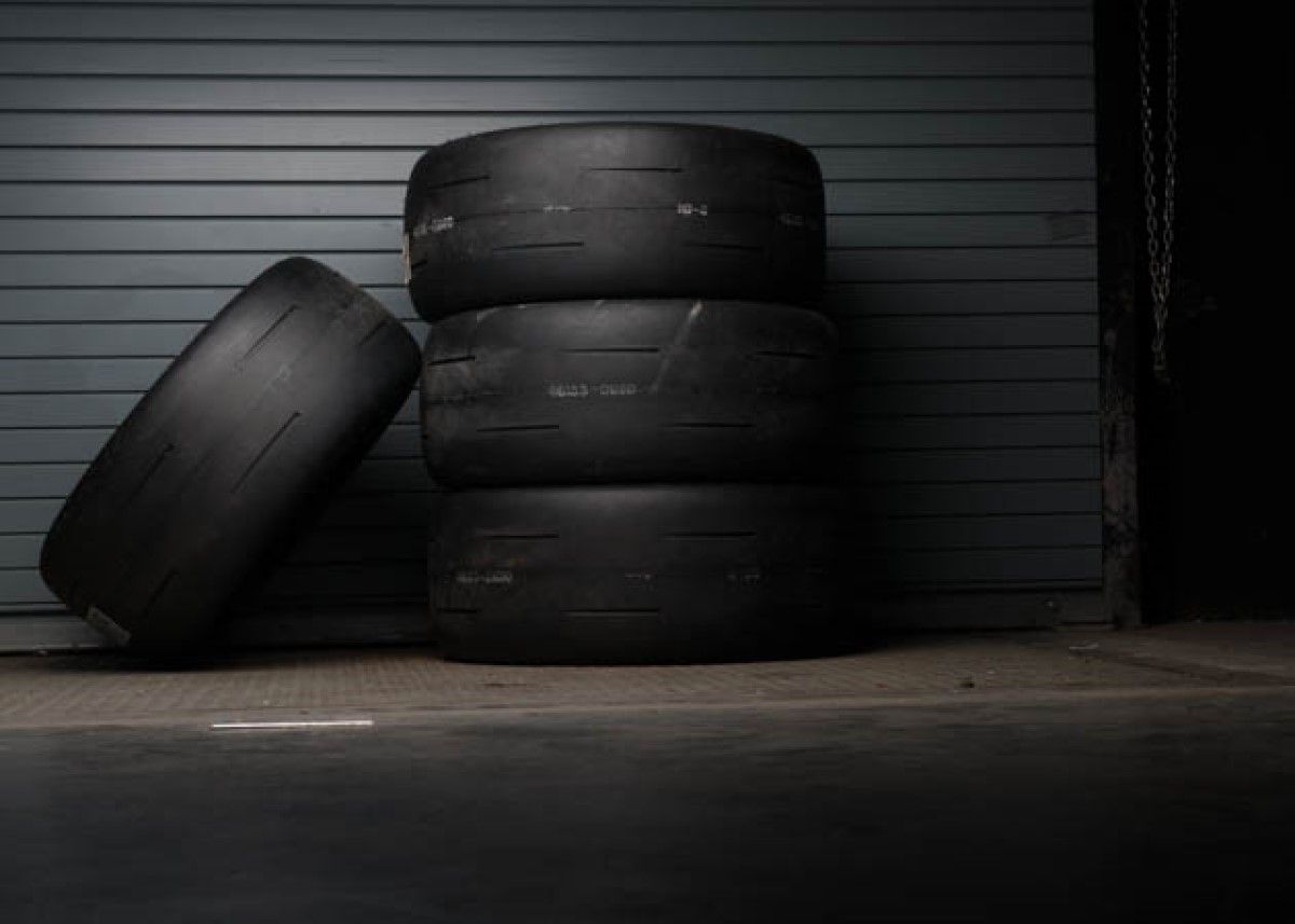 Best Racing Tires In 2021