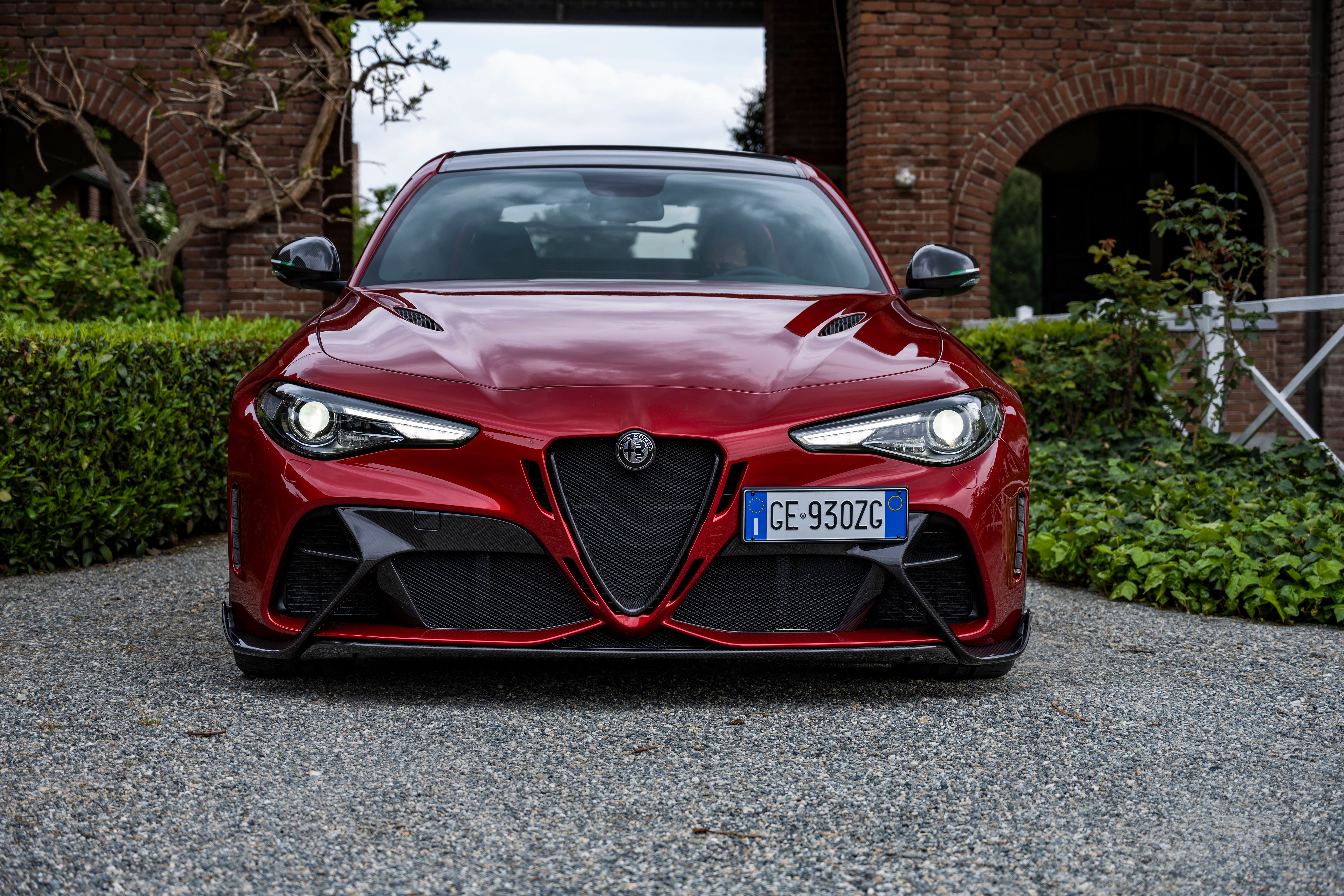 The 2024 Alfa Romeo Giulia Looks Stunning With Alfa Romeo's Latest  Front-End Design