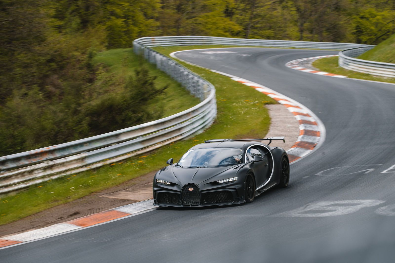 Bugatti’s Trip To The Nürburgring Made For an Awesome Photoshoot!