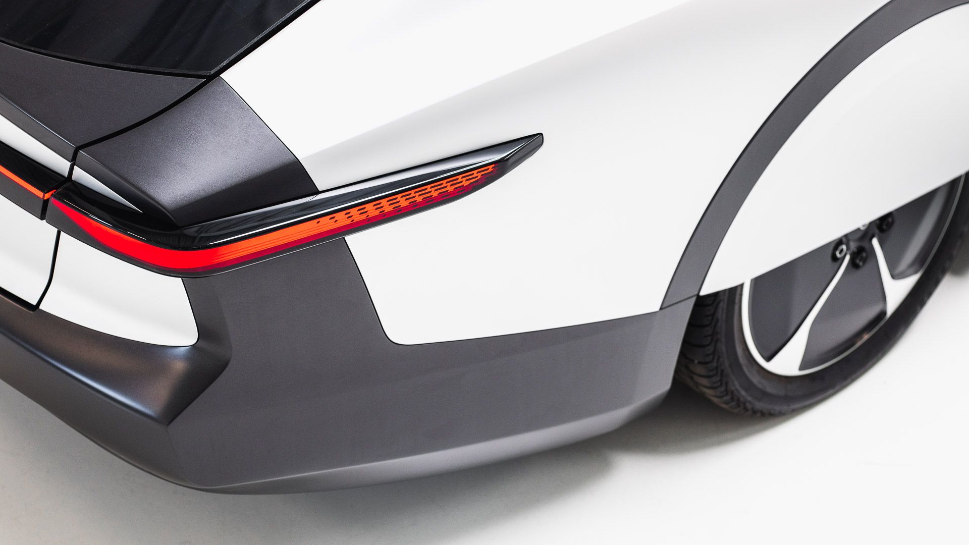 Carro elétrico solar Lightyear One 2022