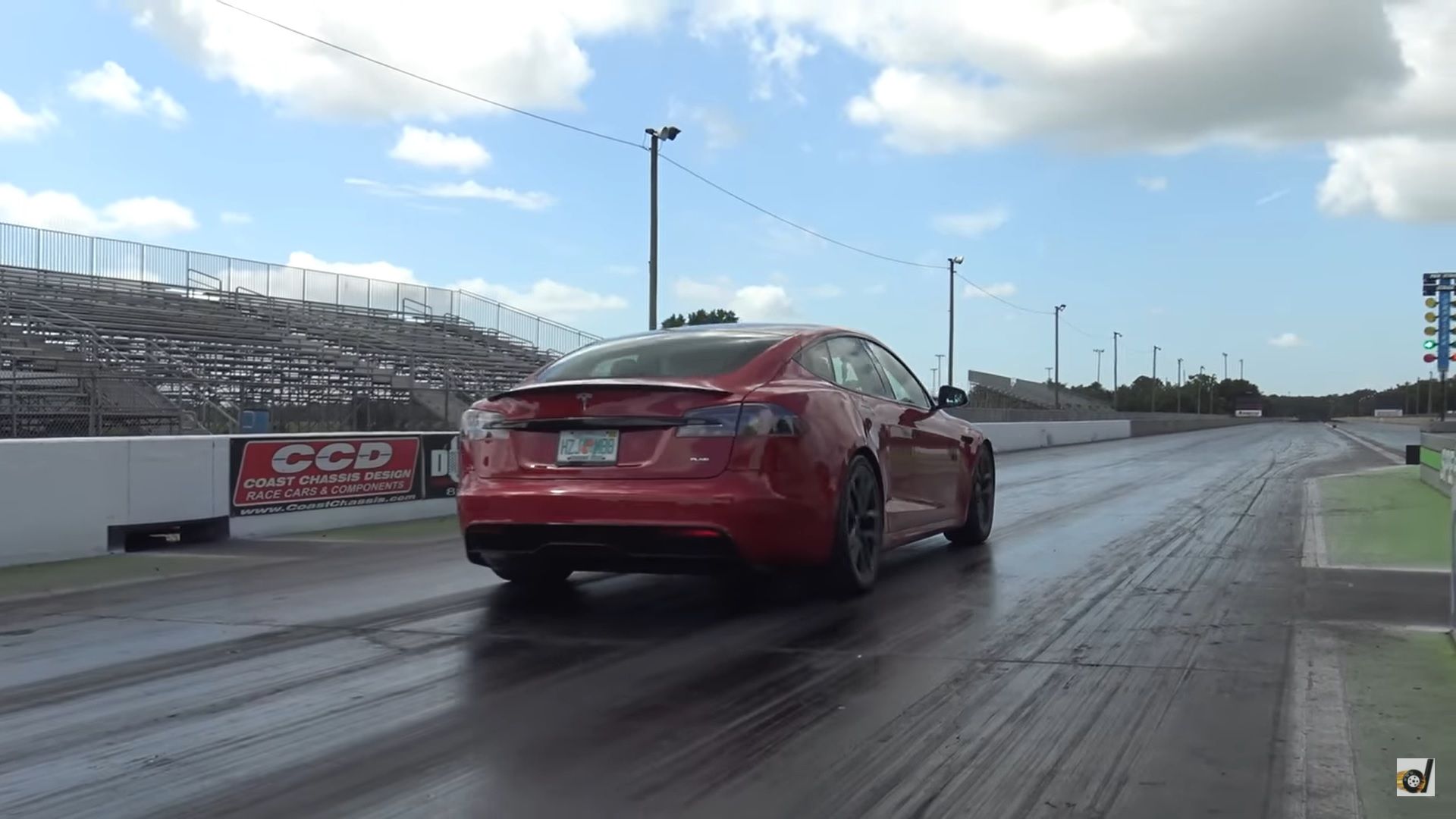 Tesla Model S Plaid Sets A New Quarter-Mile World Record For A ...