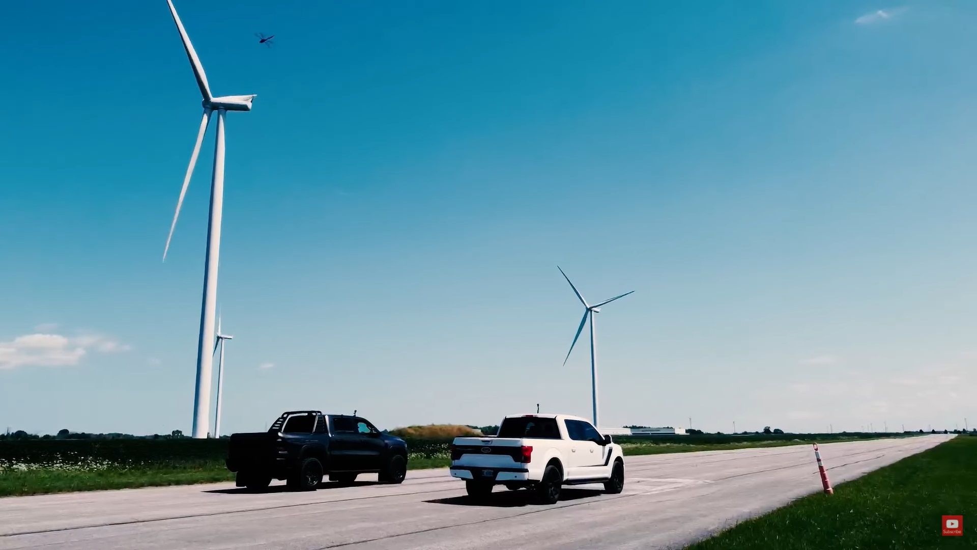 Pick Up Truck Drag Race: RAM 1500 TRX vs Ford ROUSH F-150