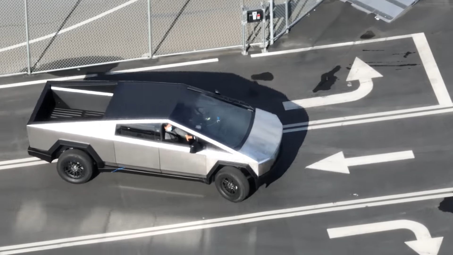 heroin Narabar smør This Is What The Production-Spec Tesla Cybertruck Will Look Like!