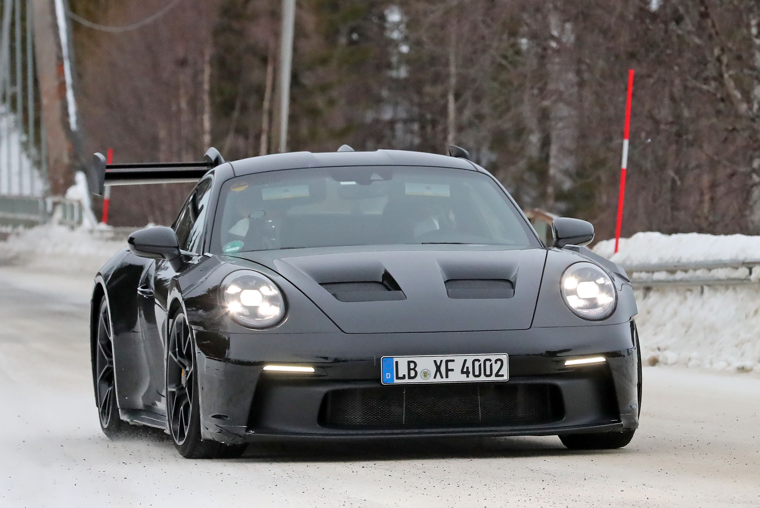 This 2023 Porsche 911 GT3 RS Looks Super Sexy, Even in the Snow