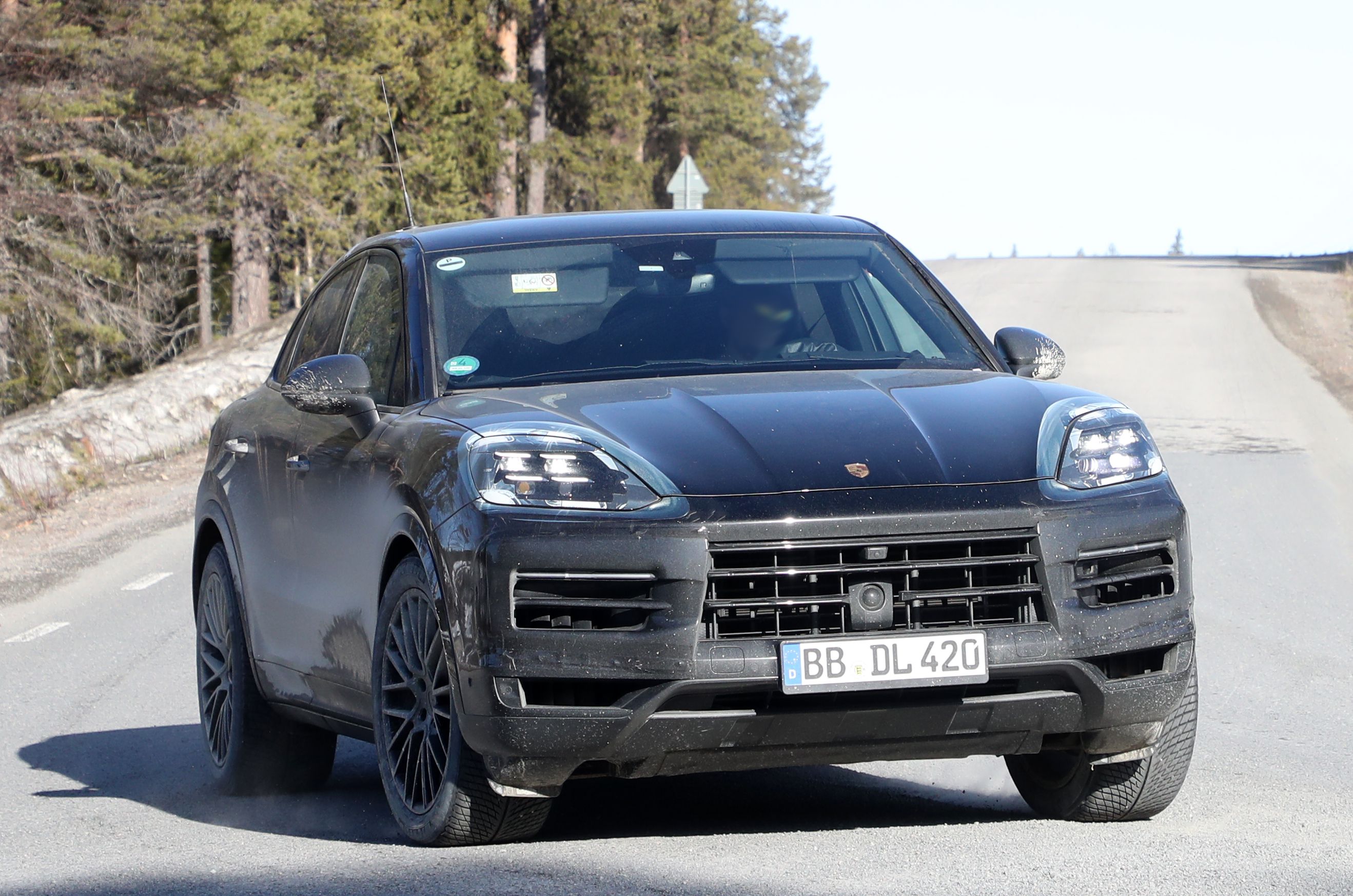 2023 Porsche Cayenne price, facelift, india review, performance, features,  design - Introduction