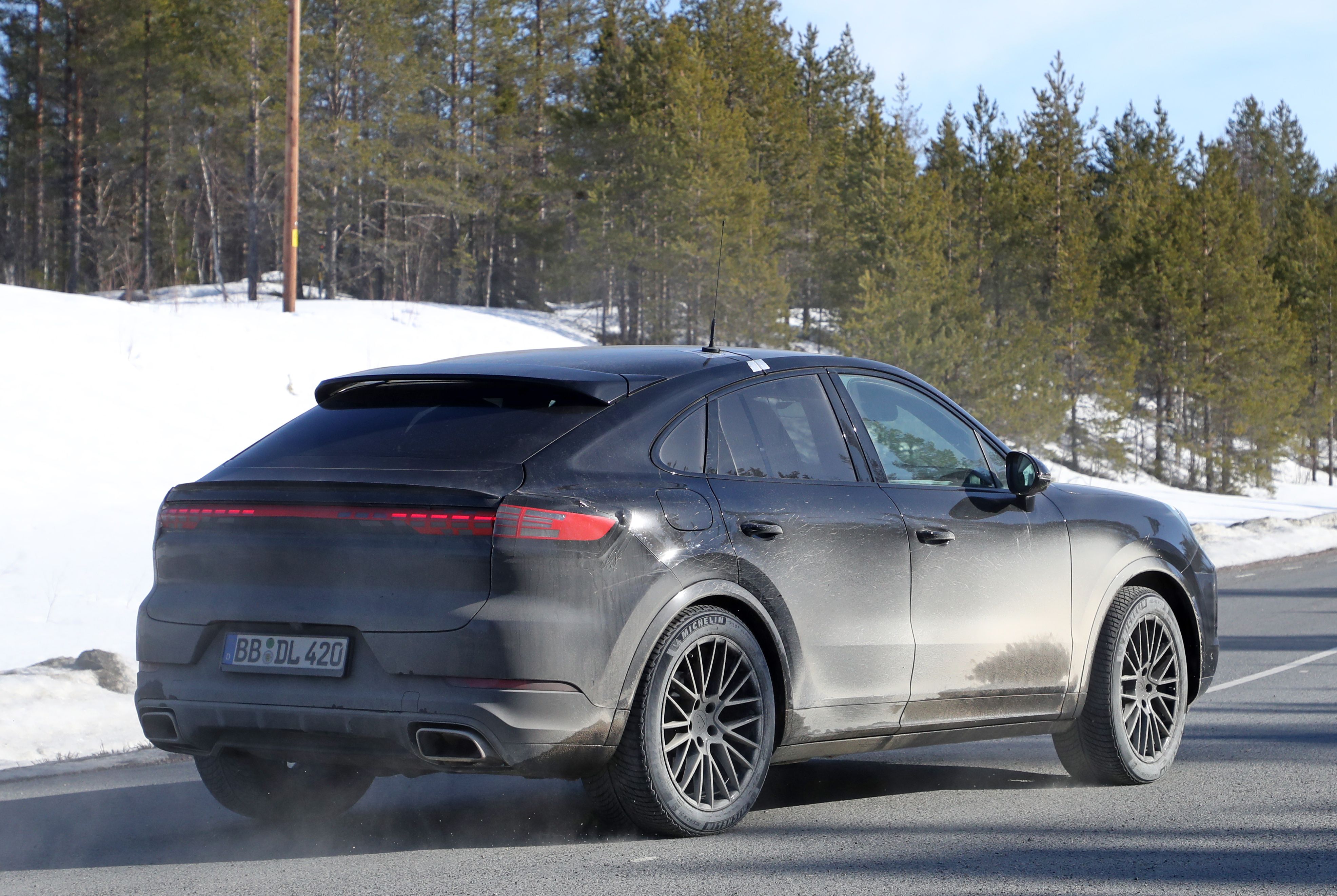 2023 Porsche Cayenne Coupe Configurations