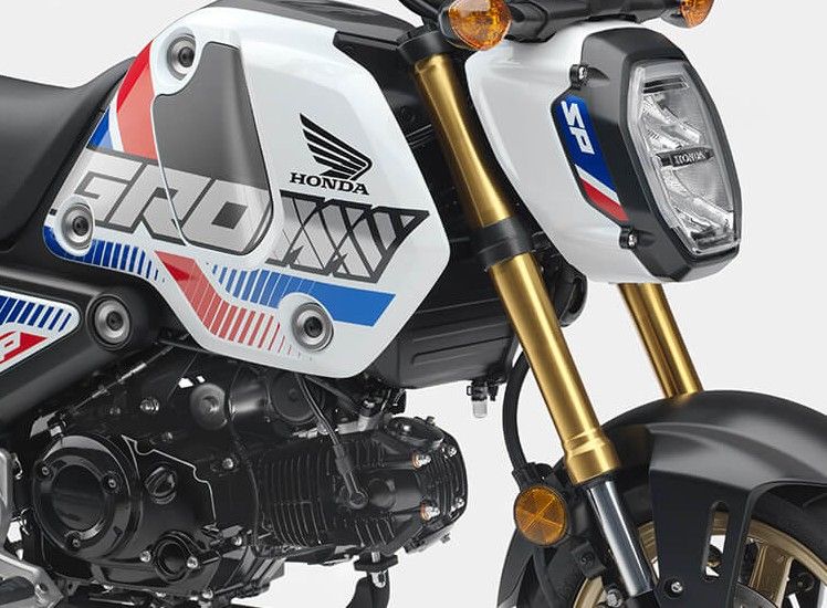 Transform Your Honda Grom Into A CB1100R With A Body Kit