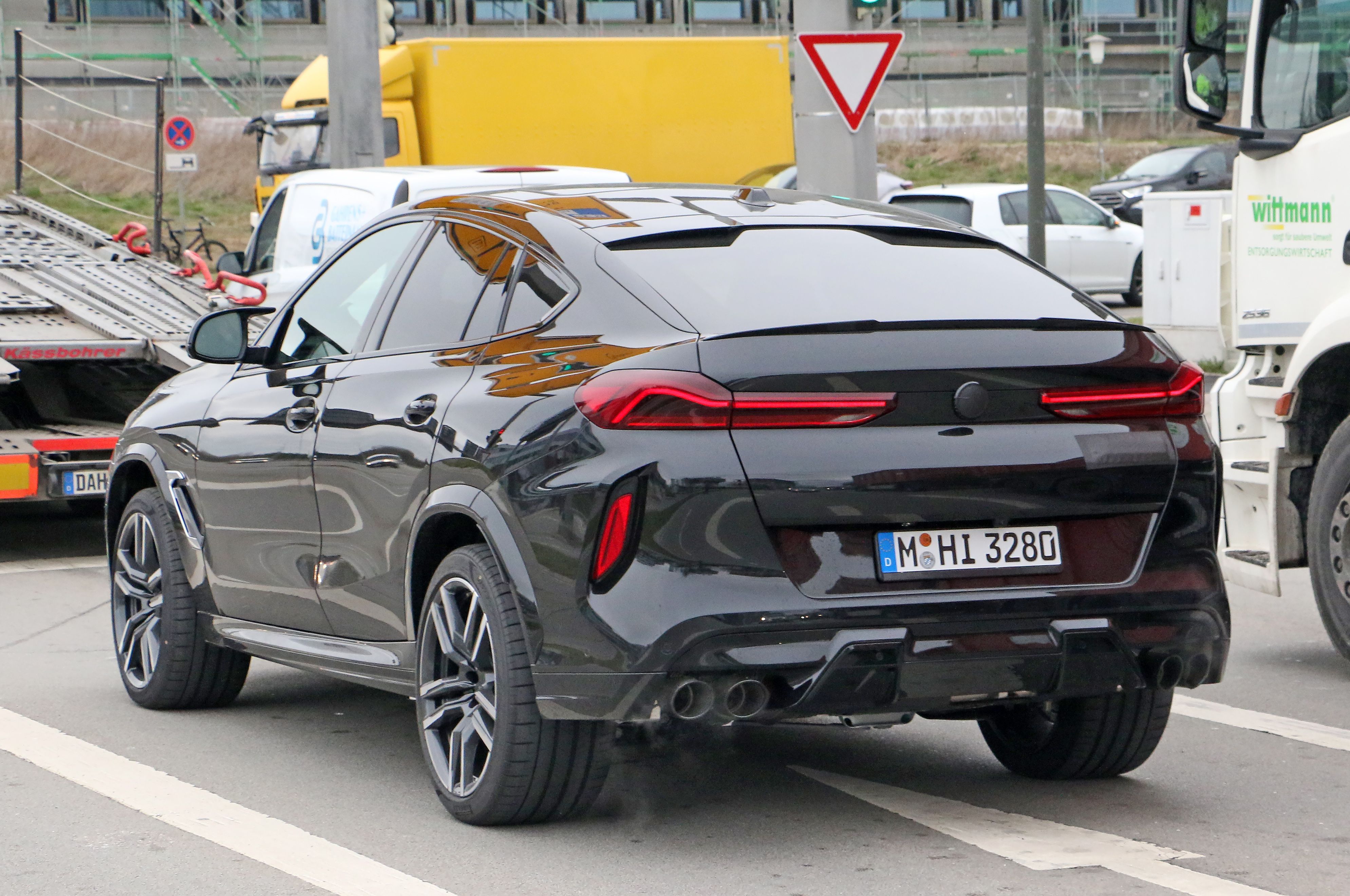 Two 2024 BMW X6 M Facelift Prototypes Caught On The Streets Of Germany