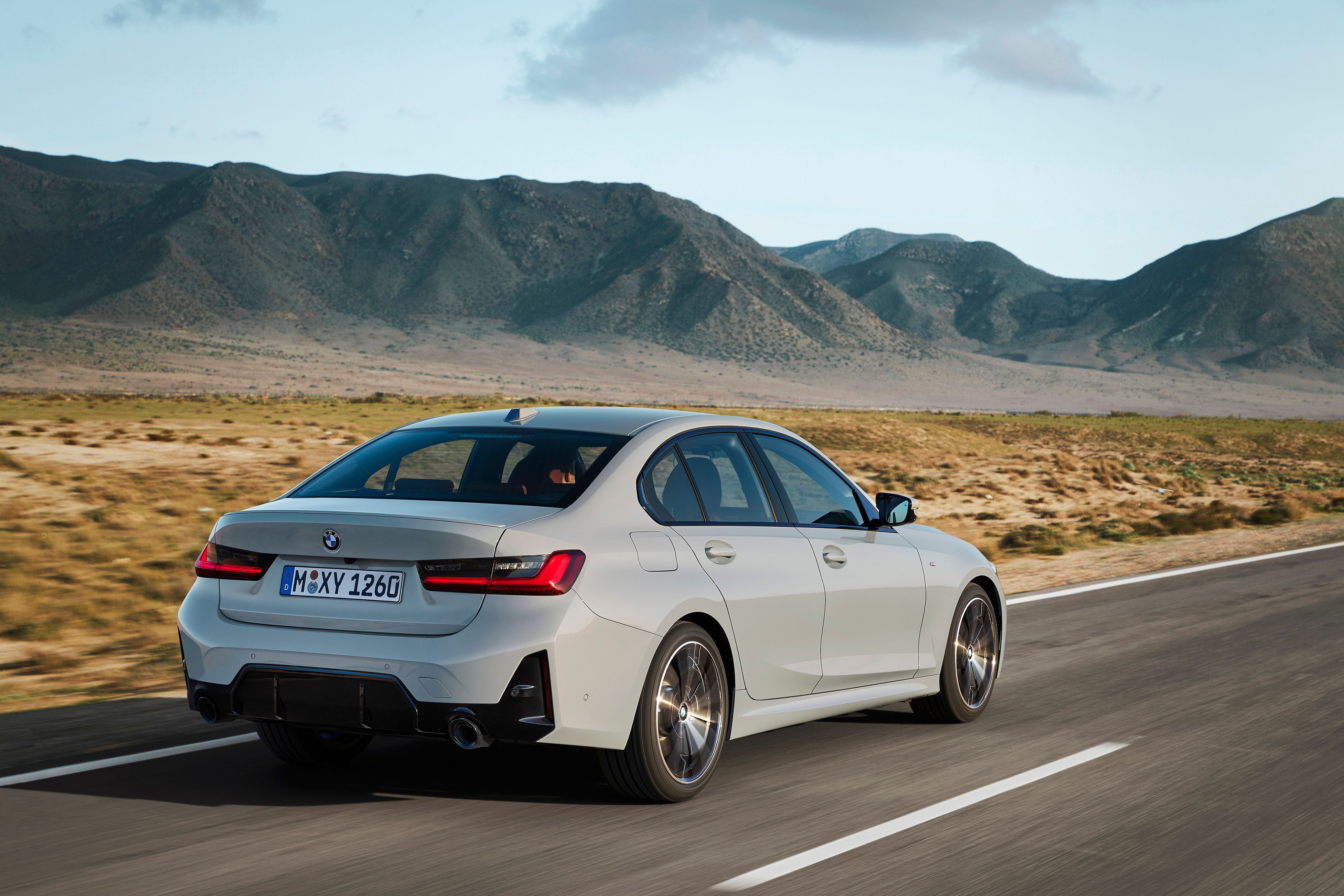 2023 BMW 3 Series Facelift Arrives With More Aggressive Styling and New ...