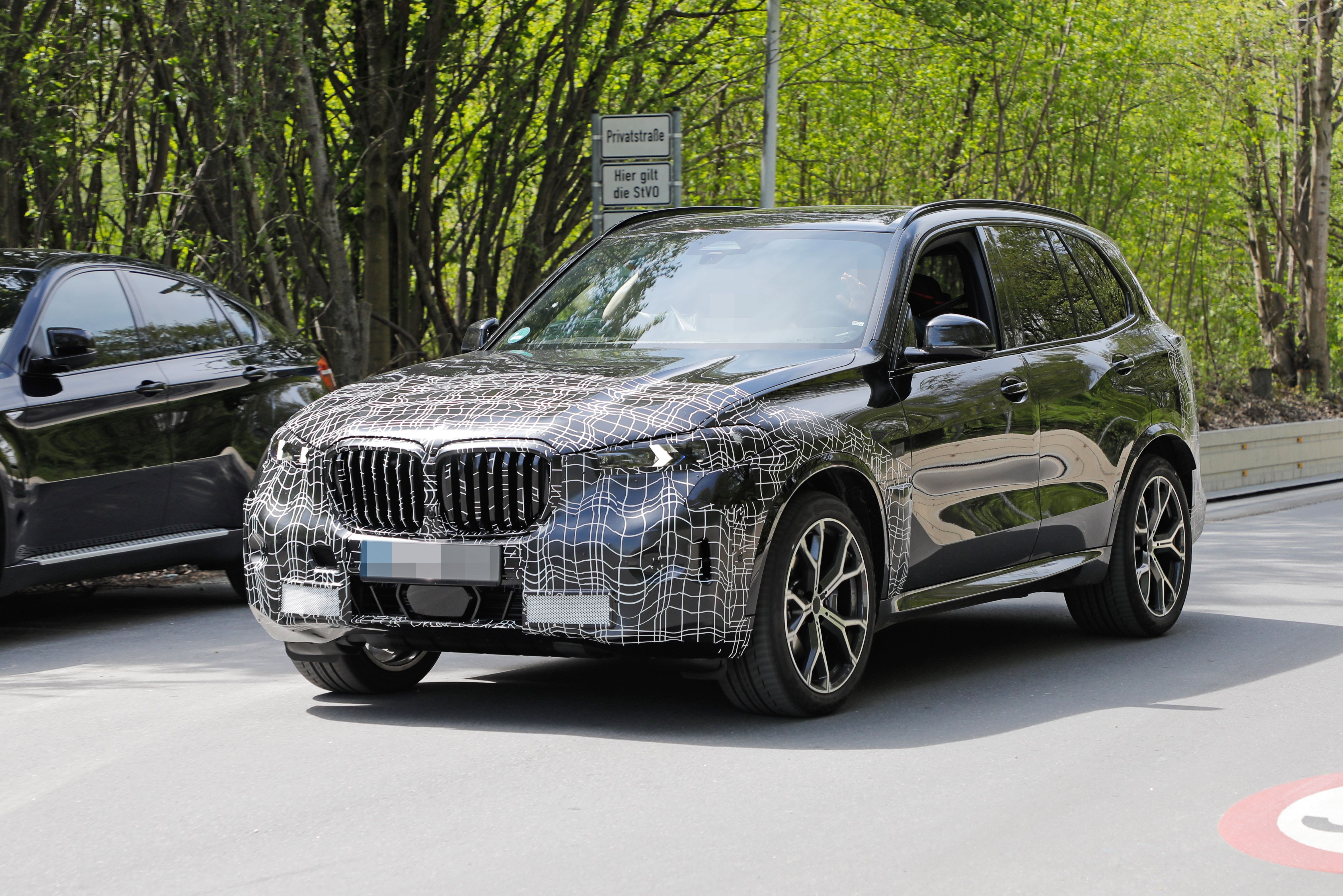 The Latest 2023 BMW X5 Facelift Spy Shots Reveal New Details - Are