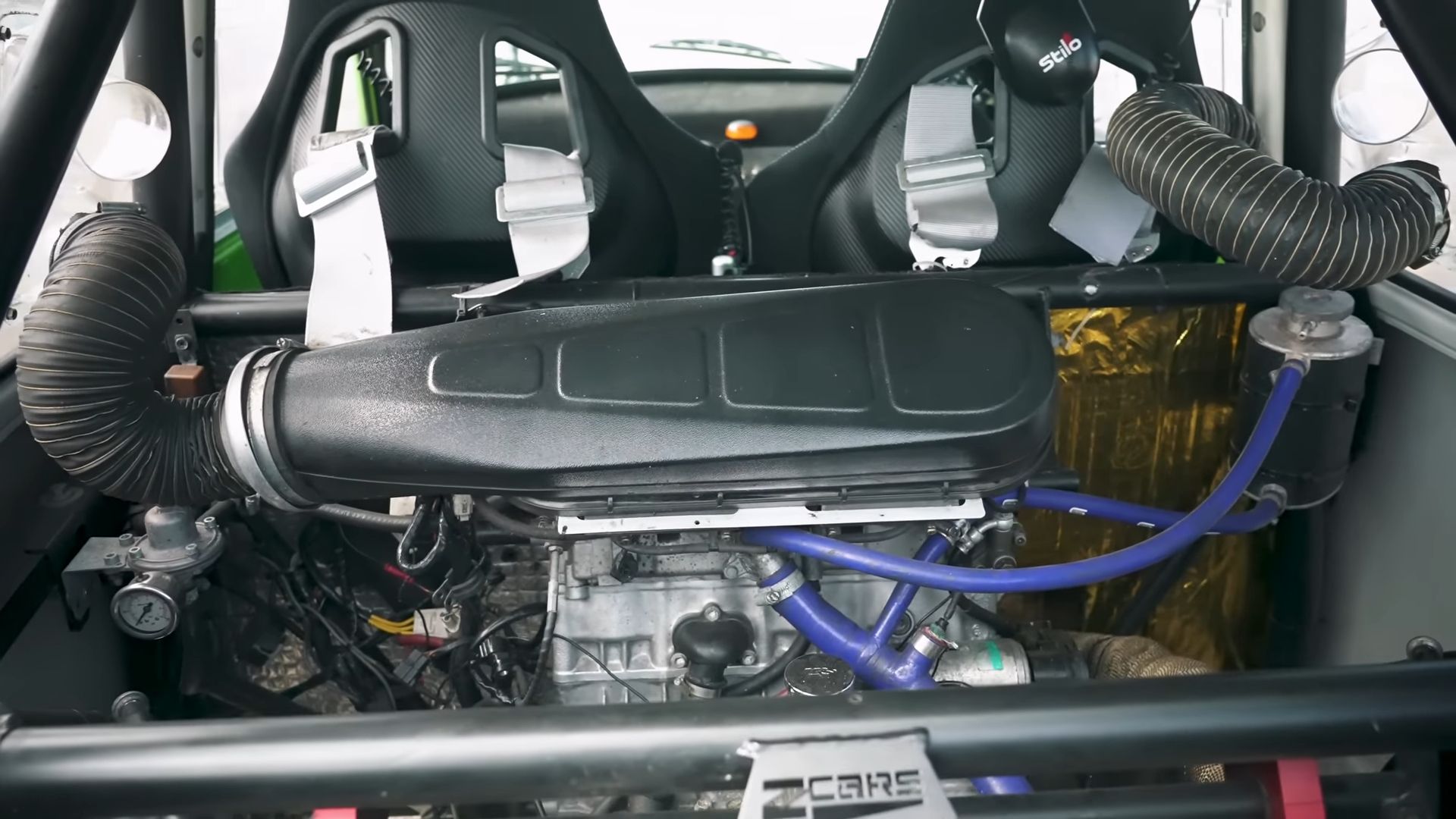 A Mini with a Hayabusa Engine Gives Nightmares To A Ford Mustang