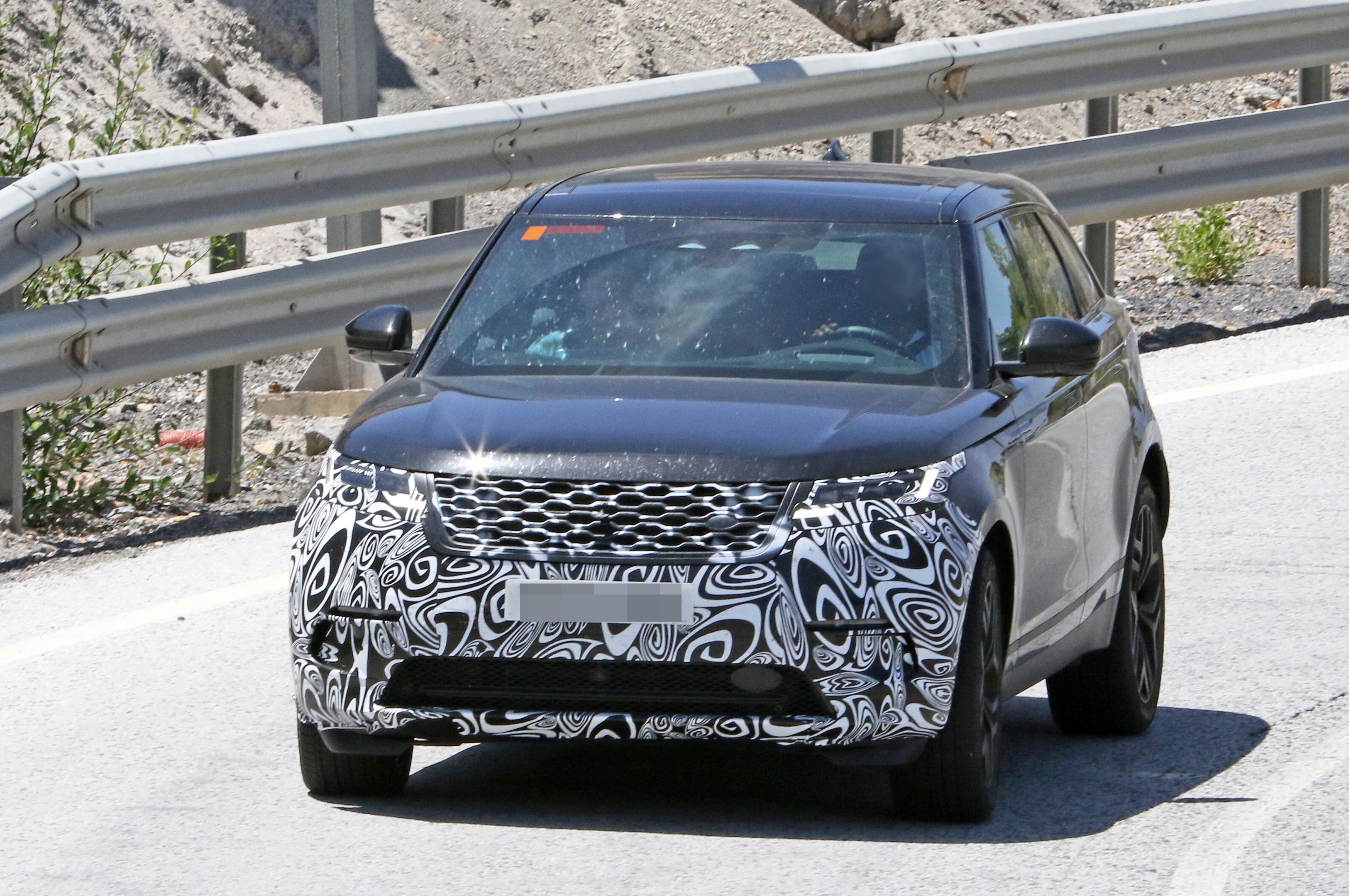 Updated 2024 Range Rover Velar debuts