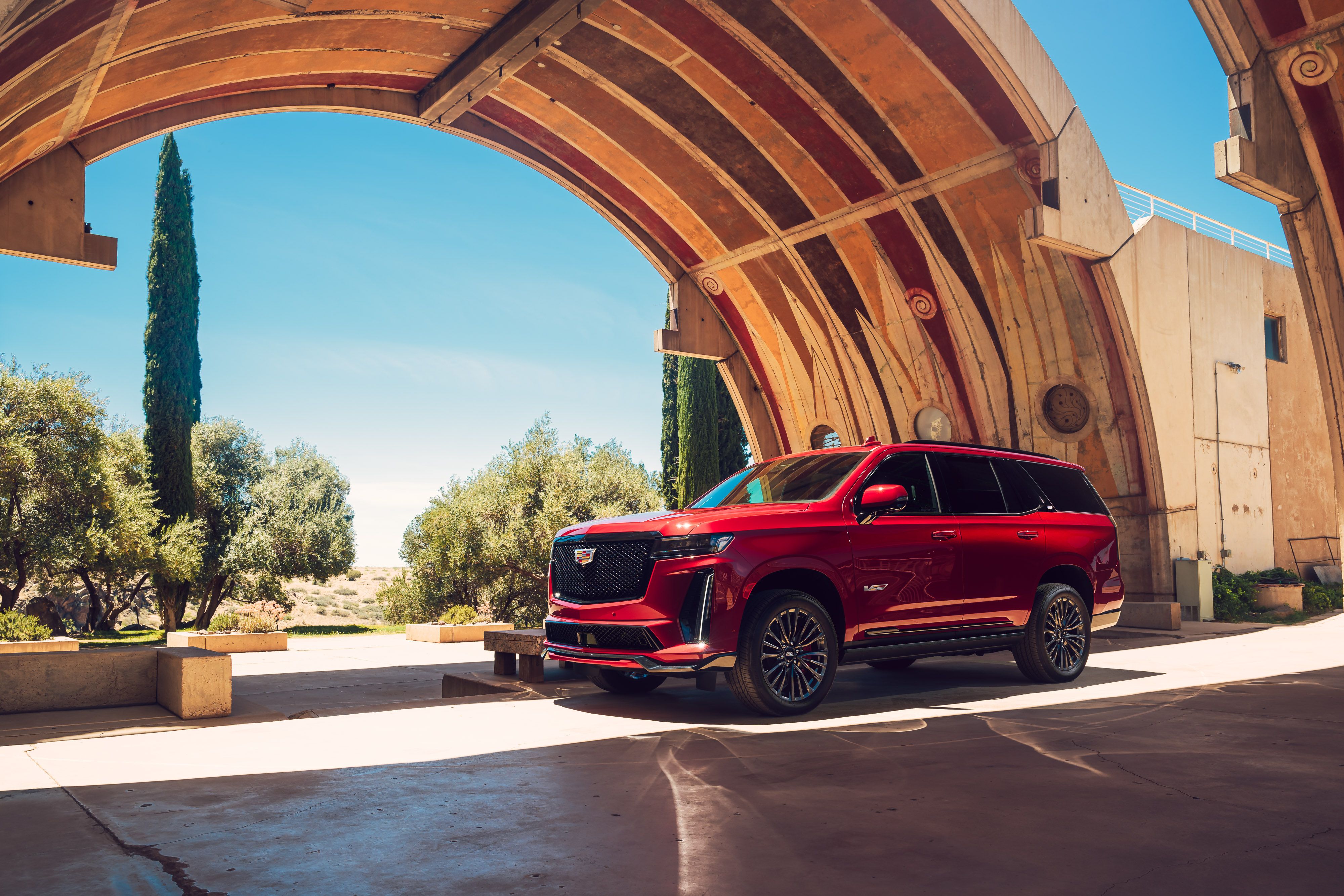 Reasons Why The Cadillac Escalade V Is The Ultimate Performance Suv