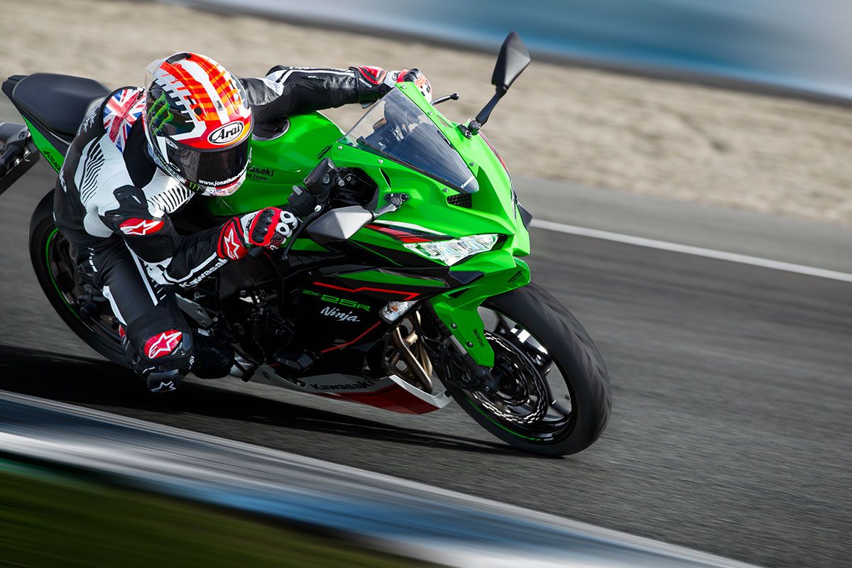 US Bound: Kawasaki's Plans for the Ninja ZX-4R Exposed