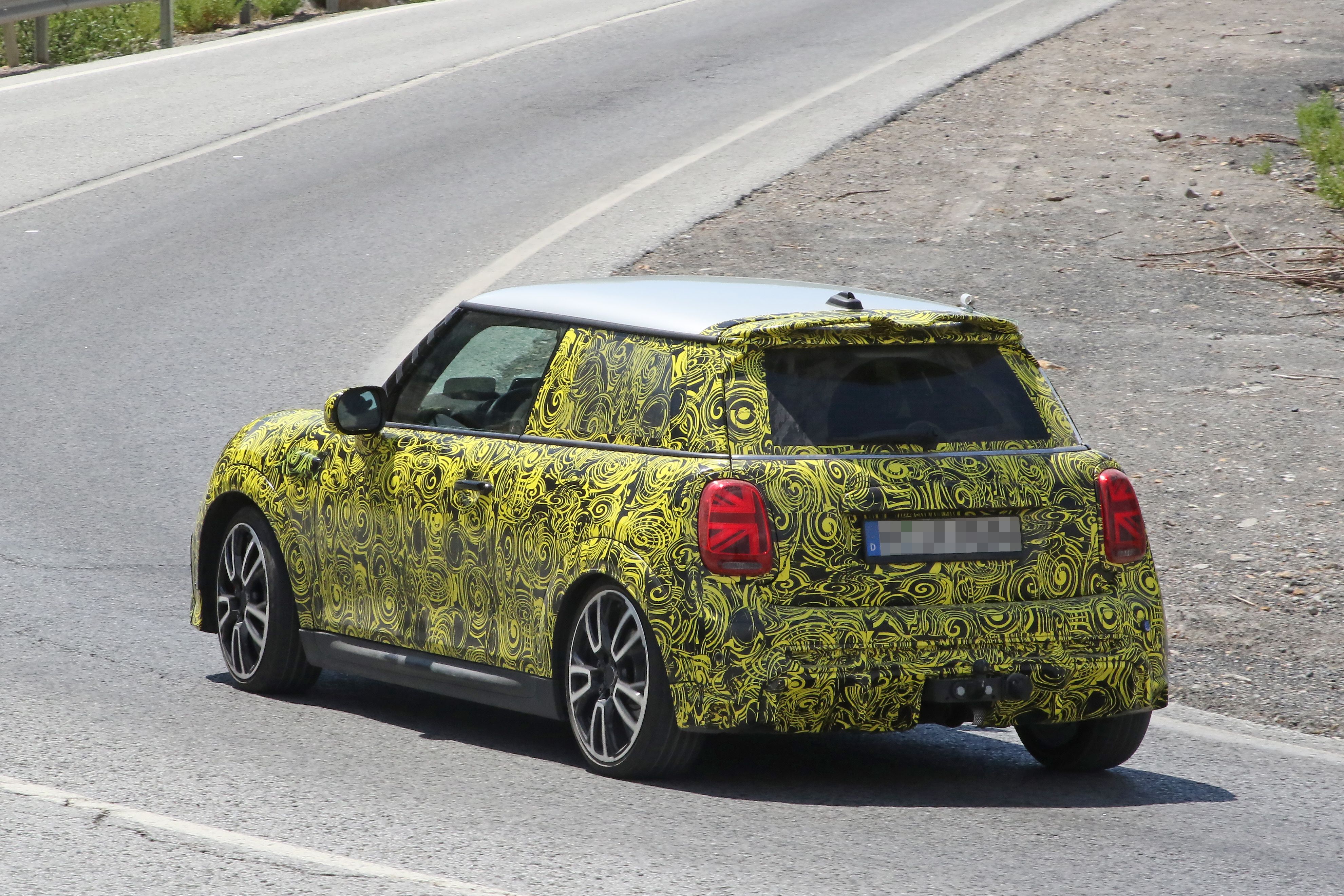 Spy Shots An Early Look at the 2024 Mini Cooper JCW