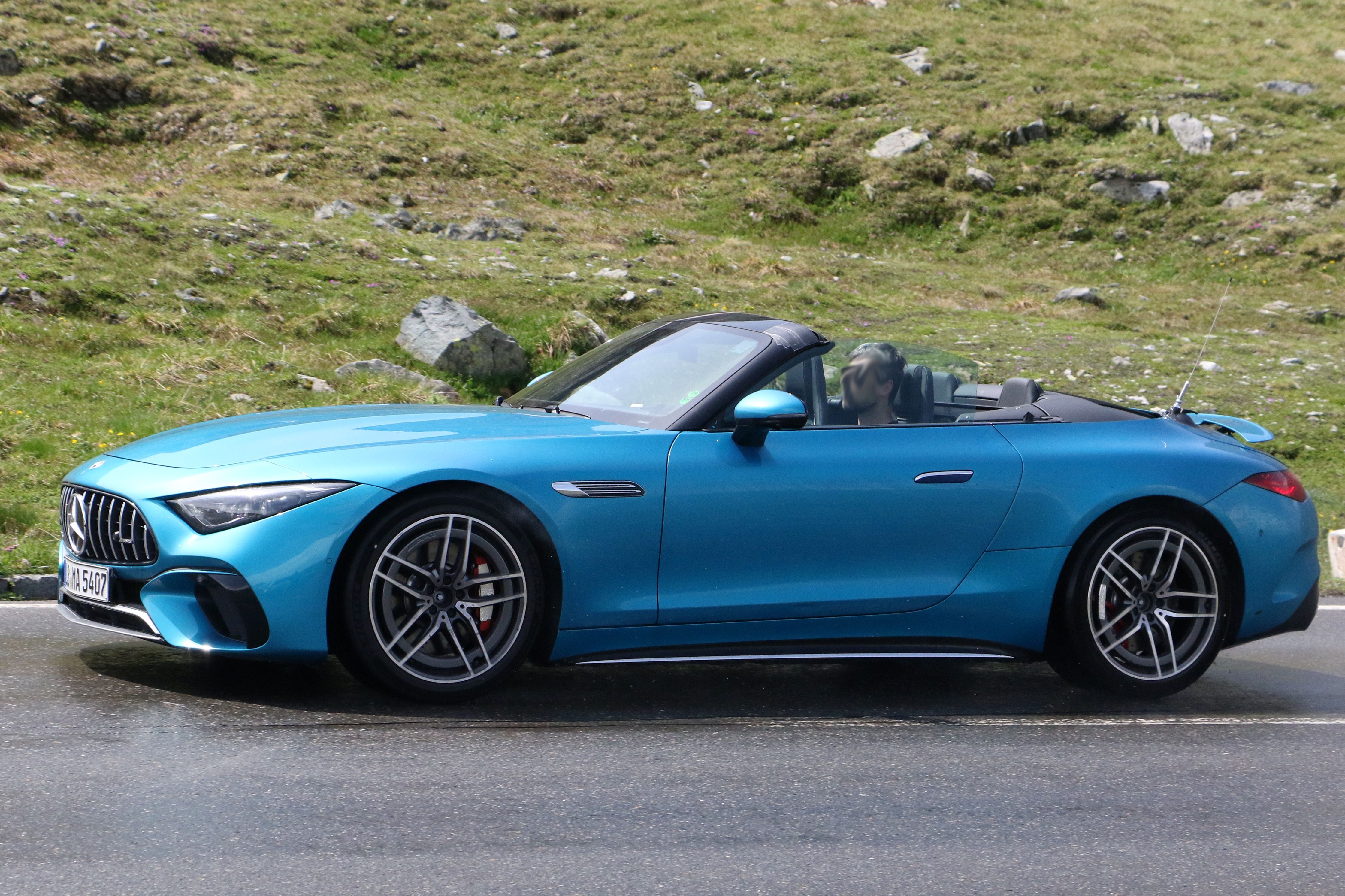 Spy Shots An Early Look At The 2024 Mercedes AMG SL53 PHEV