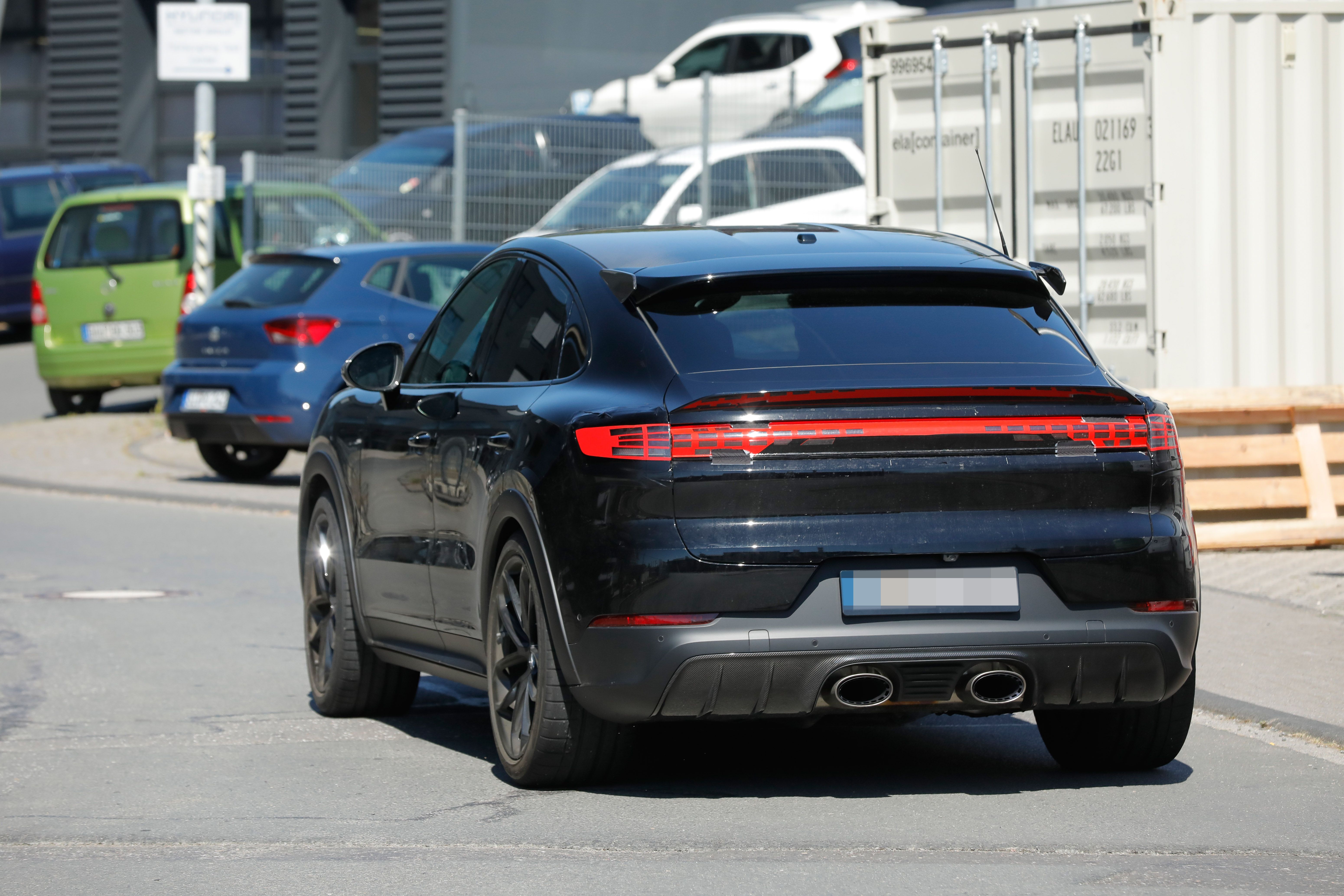 Spy Shots An Early Look at the 2023 Porsche Cayenne Coupe GTS