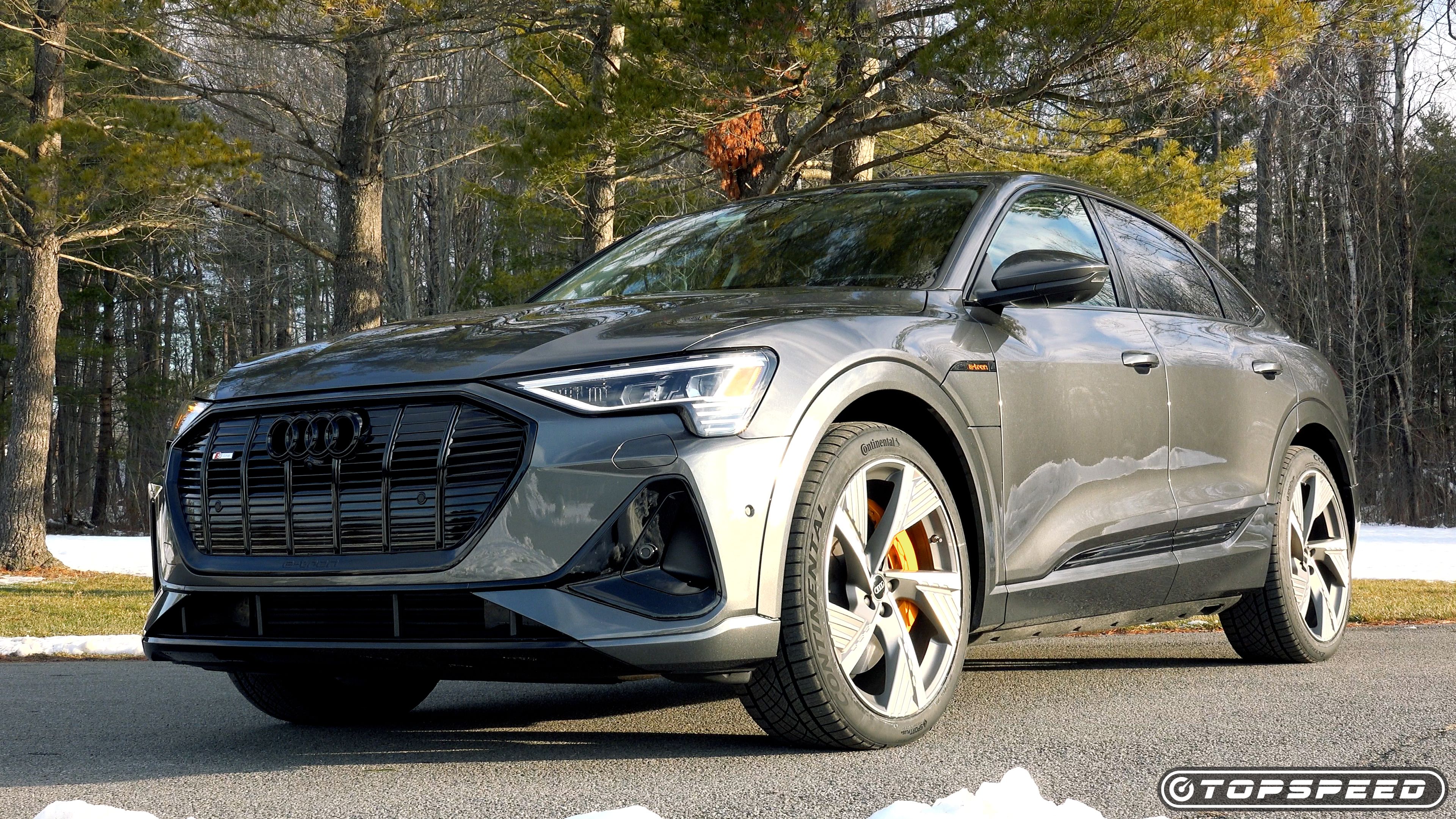 Daytona Grey e-tron Sportback depan 3/4