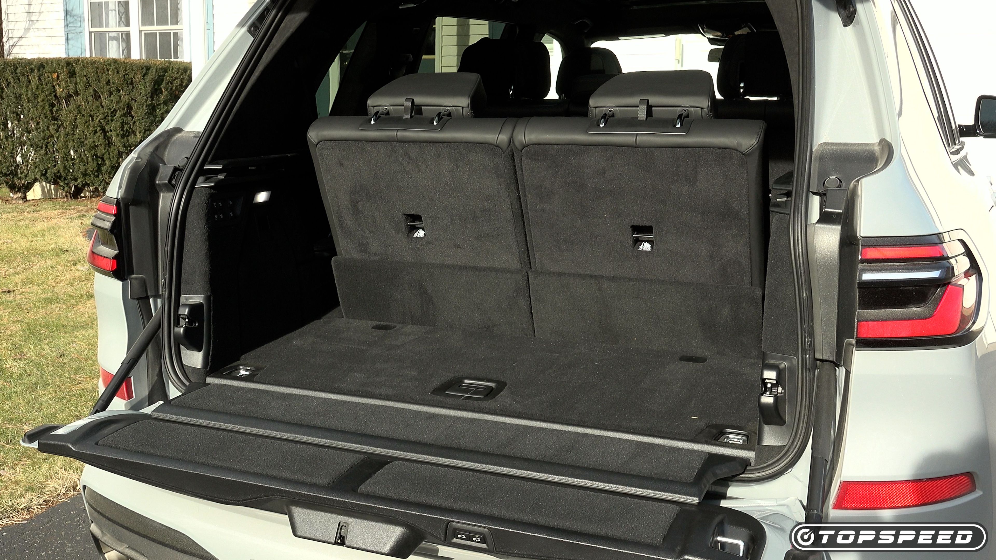 X7 Rear Storage Box 2023 BMW X7 xDrive 40i Review: A Luxury SUV Bargain Worthy Of An Exotic ...