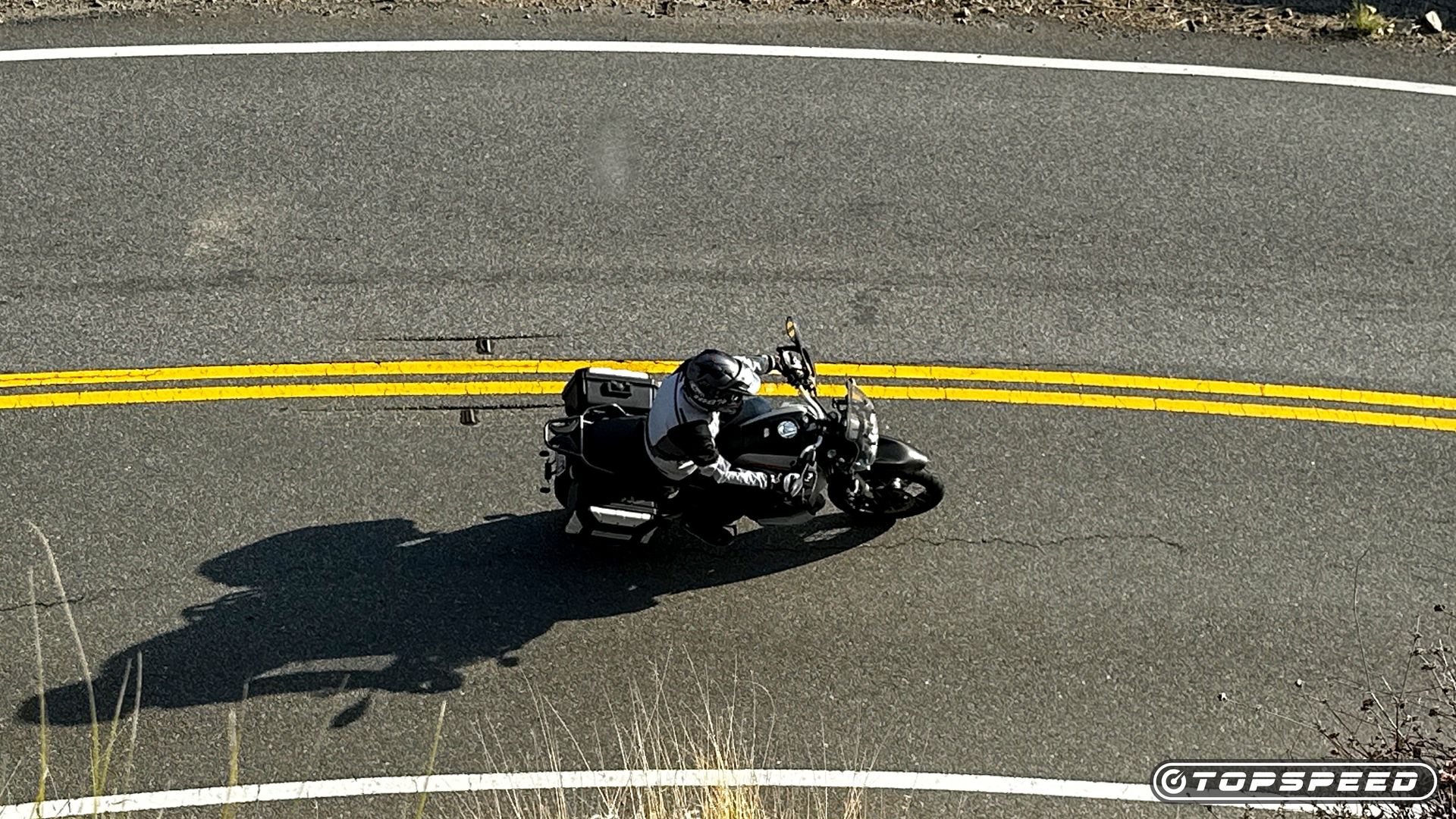 2023 Moto Guzzi V85 TT Travel from above