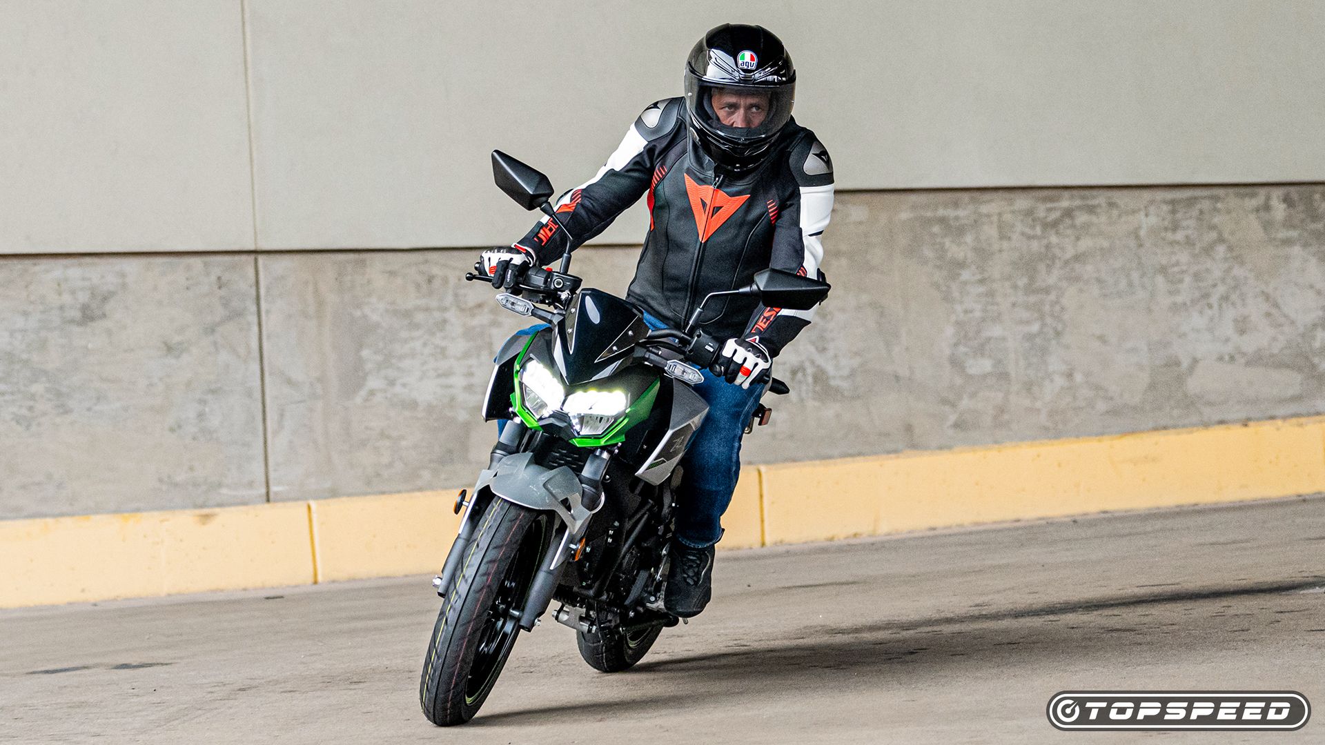 2024 Kawasaki Z e-1 with all-around LED Lights