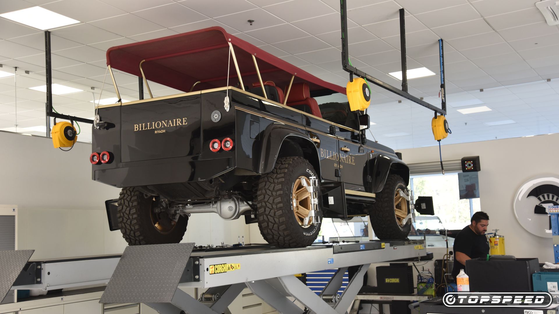 ARES Modena Defender Softtop in factory-1