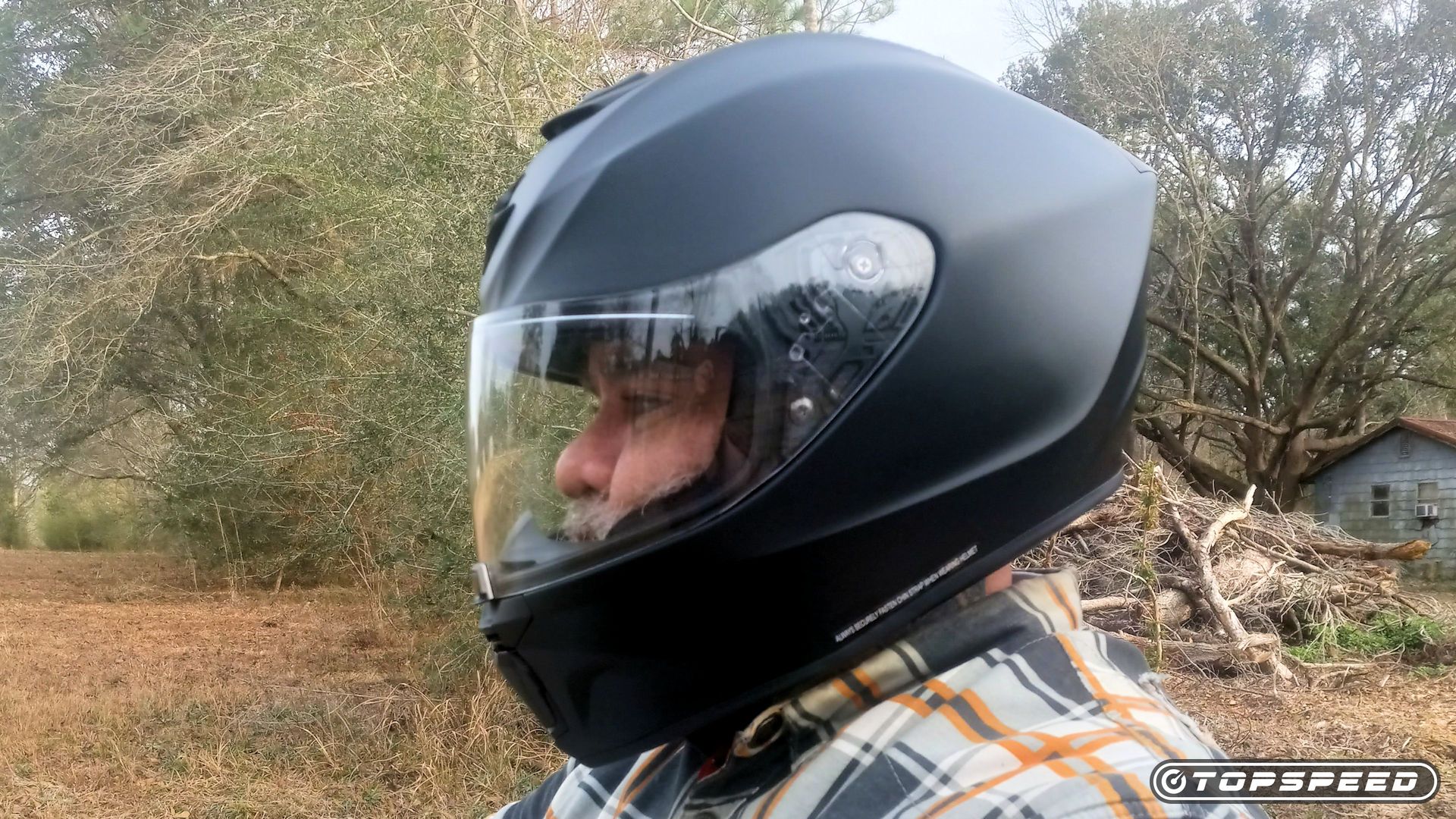 Rider wearing a ScorpionEXO R420 helmet
