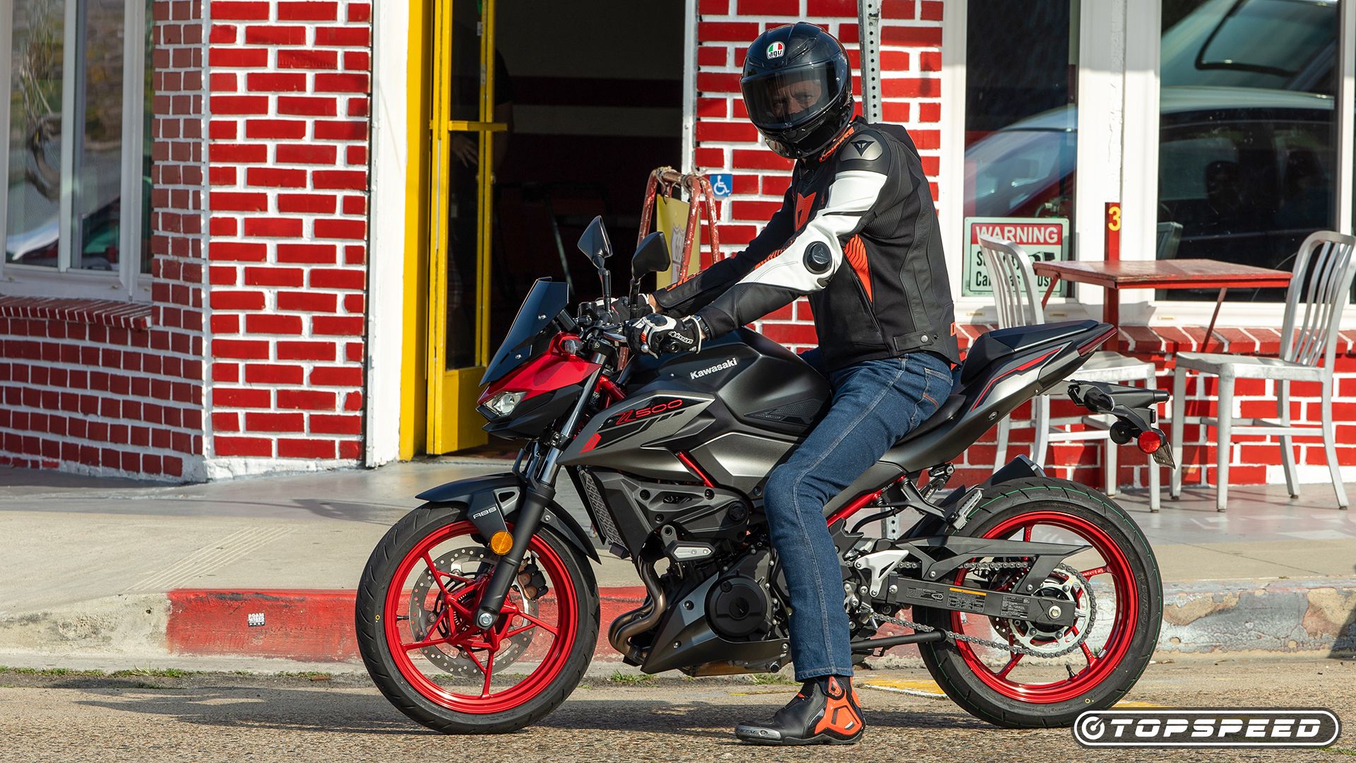 2024 Kawasaki Z500 SE ideal for beginners and commuters