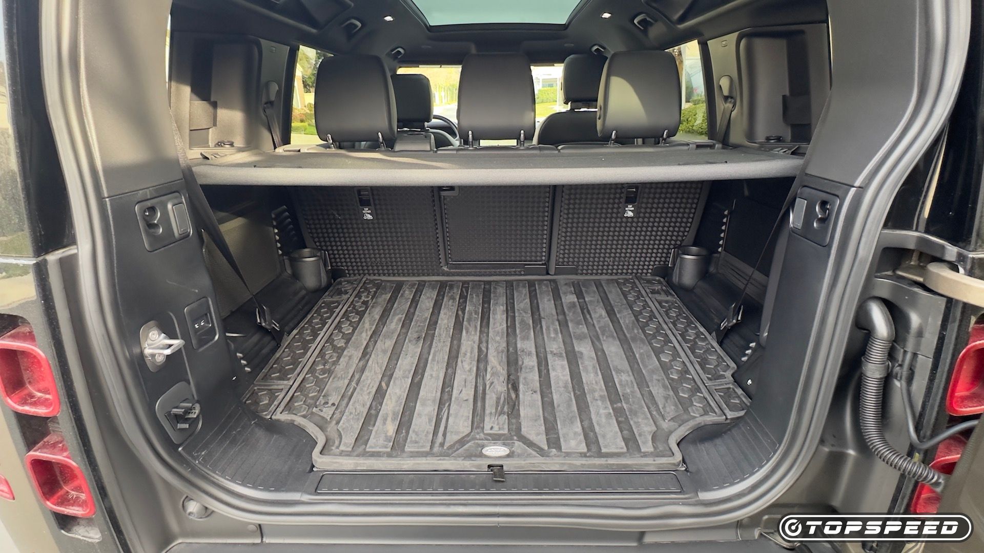 Land Rover Defender Interior Cargo Compartment