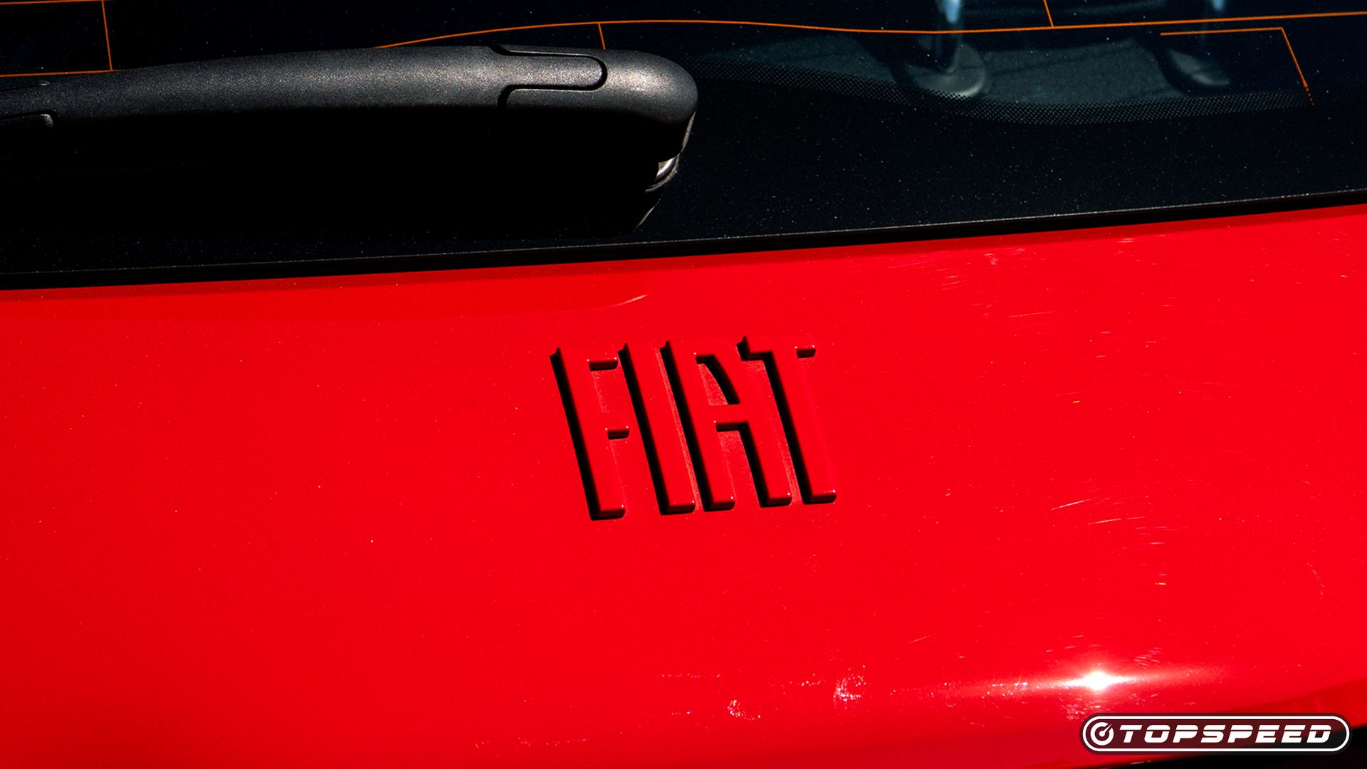2024 Fiat 500e Rear Logo