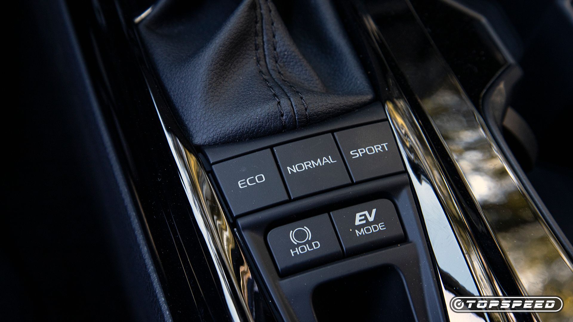 Modos de direção do Toyota Camry 2025