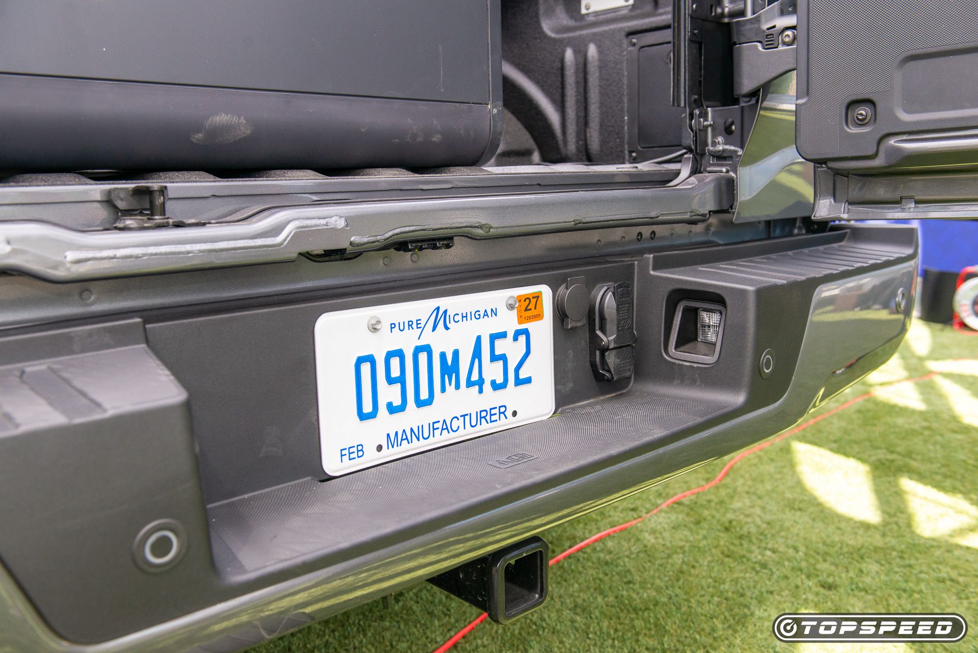 2024 Ford F150’s New Pro Access Tailgate Solves the Pain Points