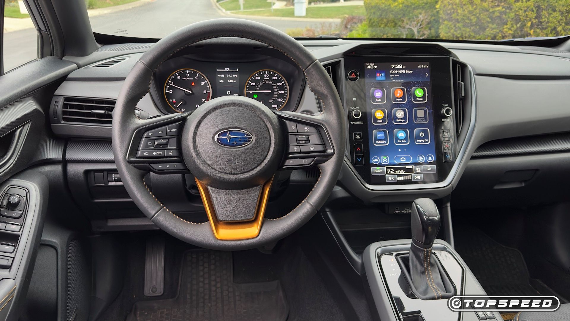 Visão do motorista do interior do Subaru Crostrek Wilderness 2024