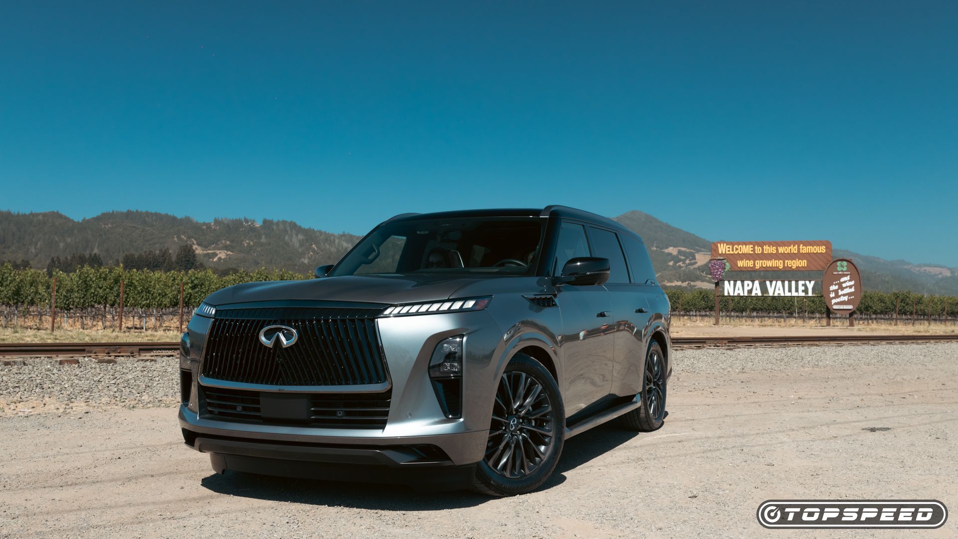 2025 Infiniti QX80 Exterior