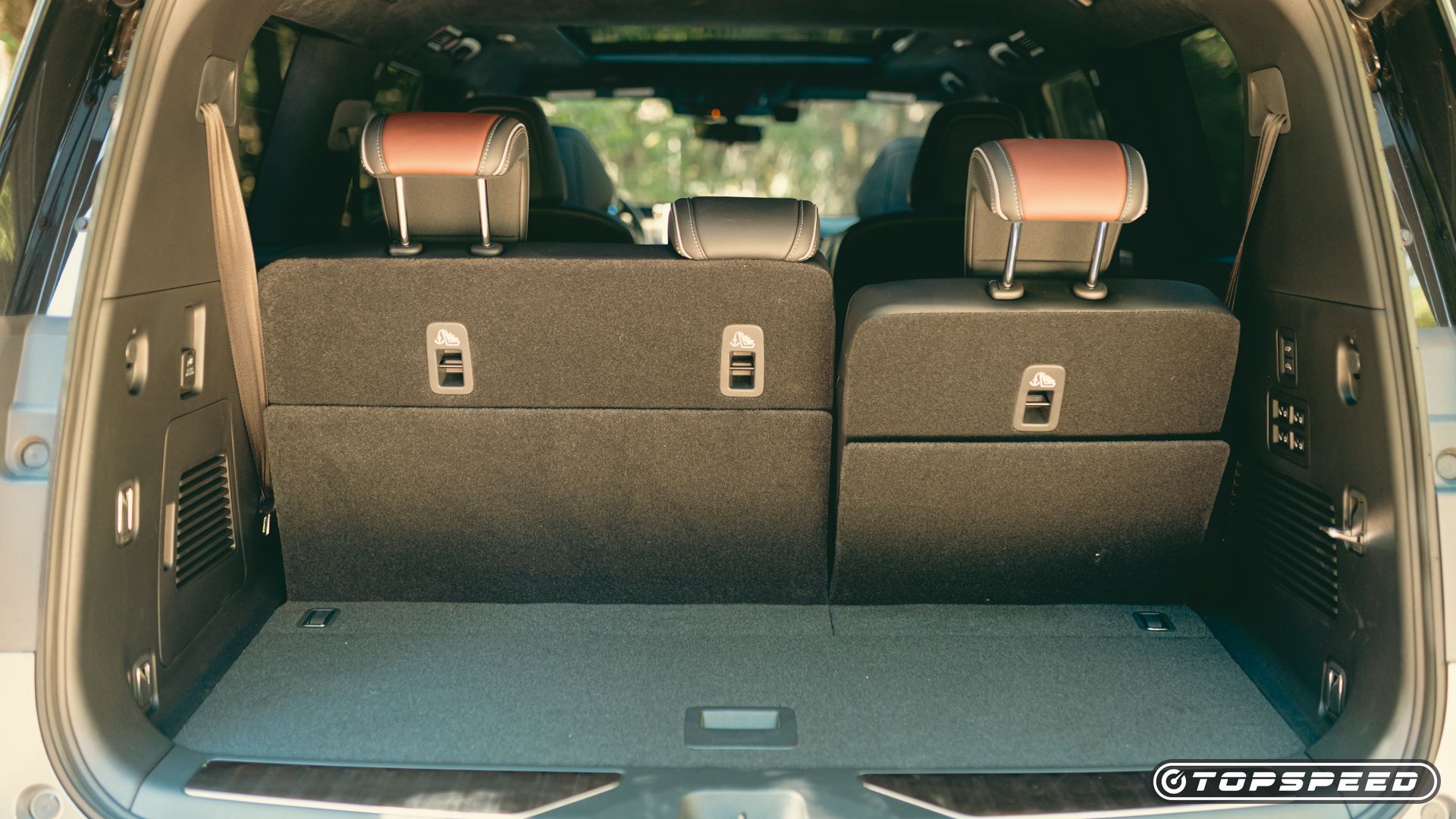 2025 Infiniti QX80 Interior (11)