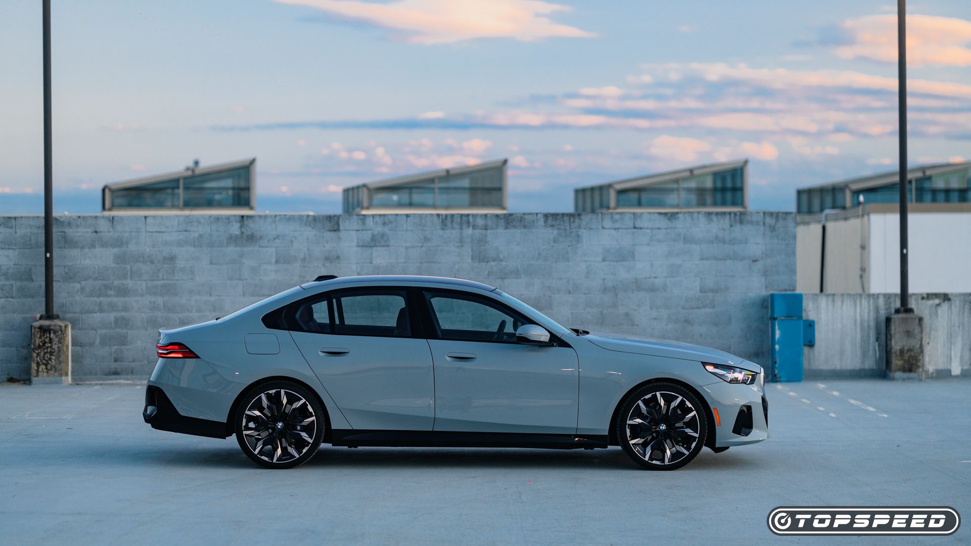 2024 BMW 530i M Sport Exterior (35)