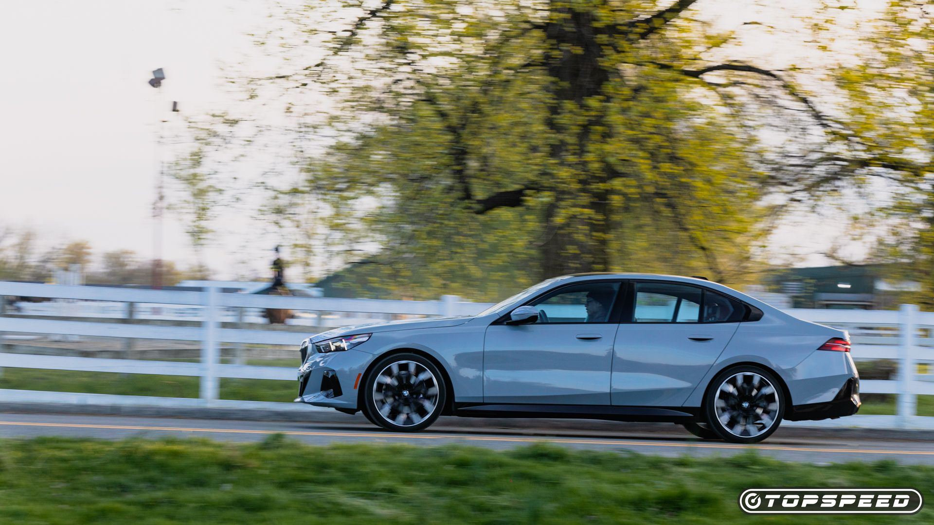 2024 BMW 530i M Sport In Motion (1)