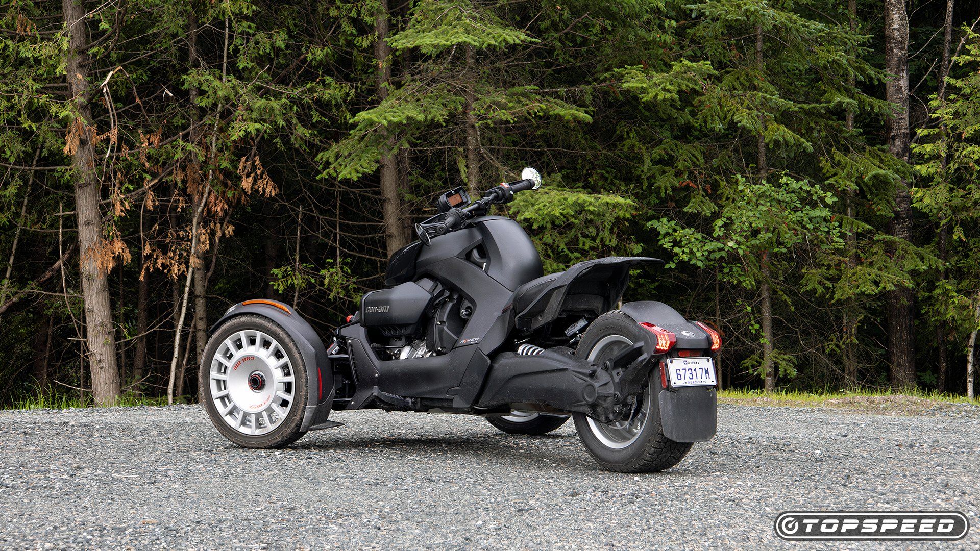 2024 Can-Am Ryker Rally Traseiro Três Quartos de Velocidade Máxima
