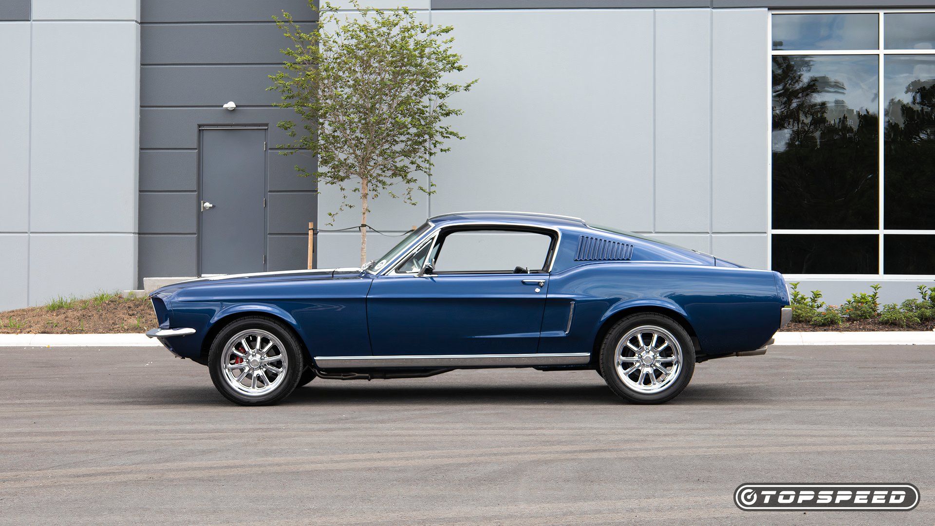 ECD Ford Mustang Perfil lateral estacionado TopSpeed