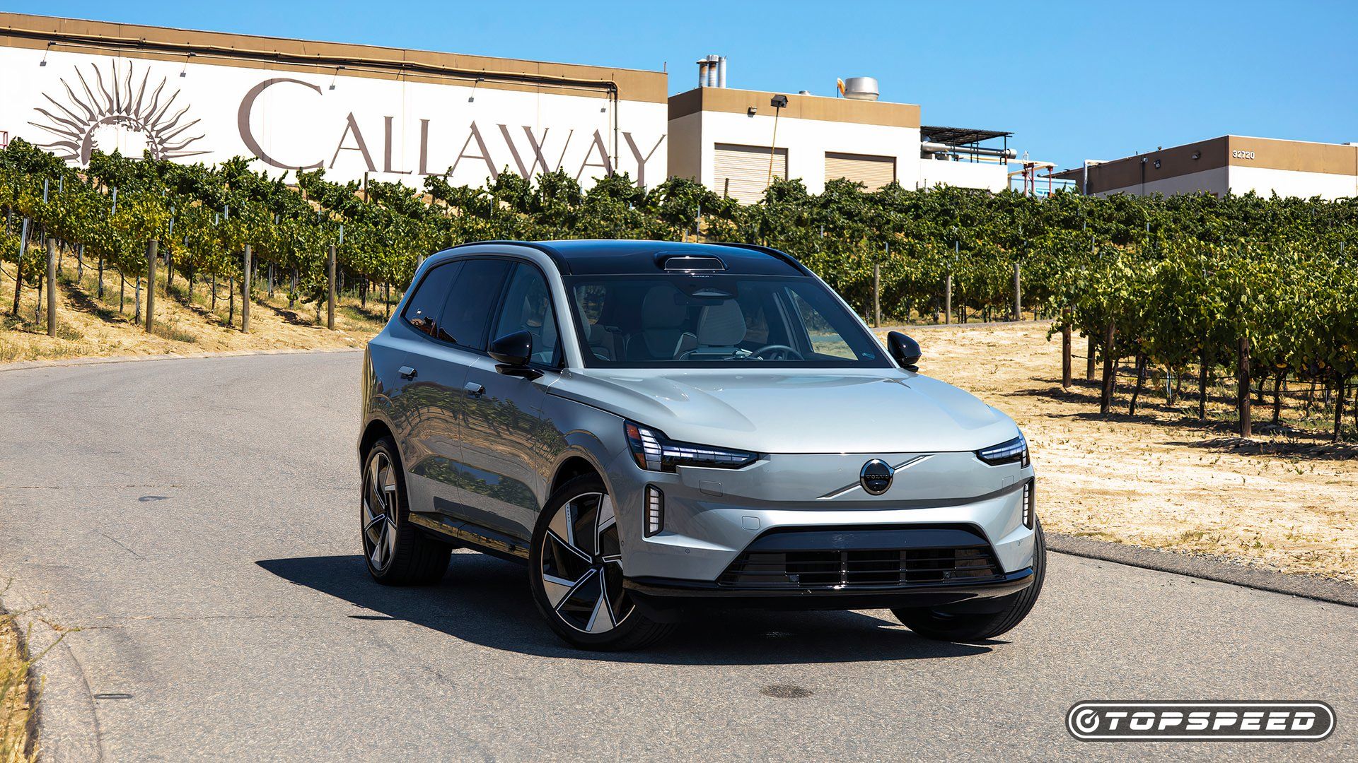 2025 Volvo EX90 Front Three Quarter 1 TopSpeed