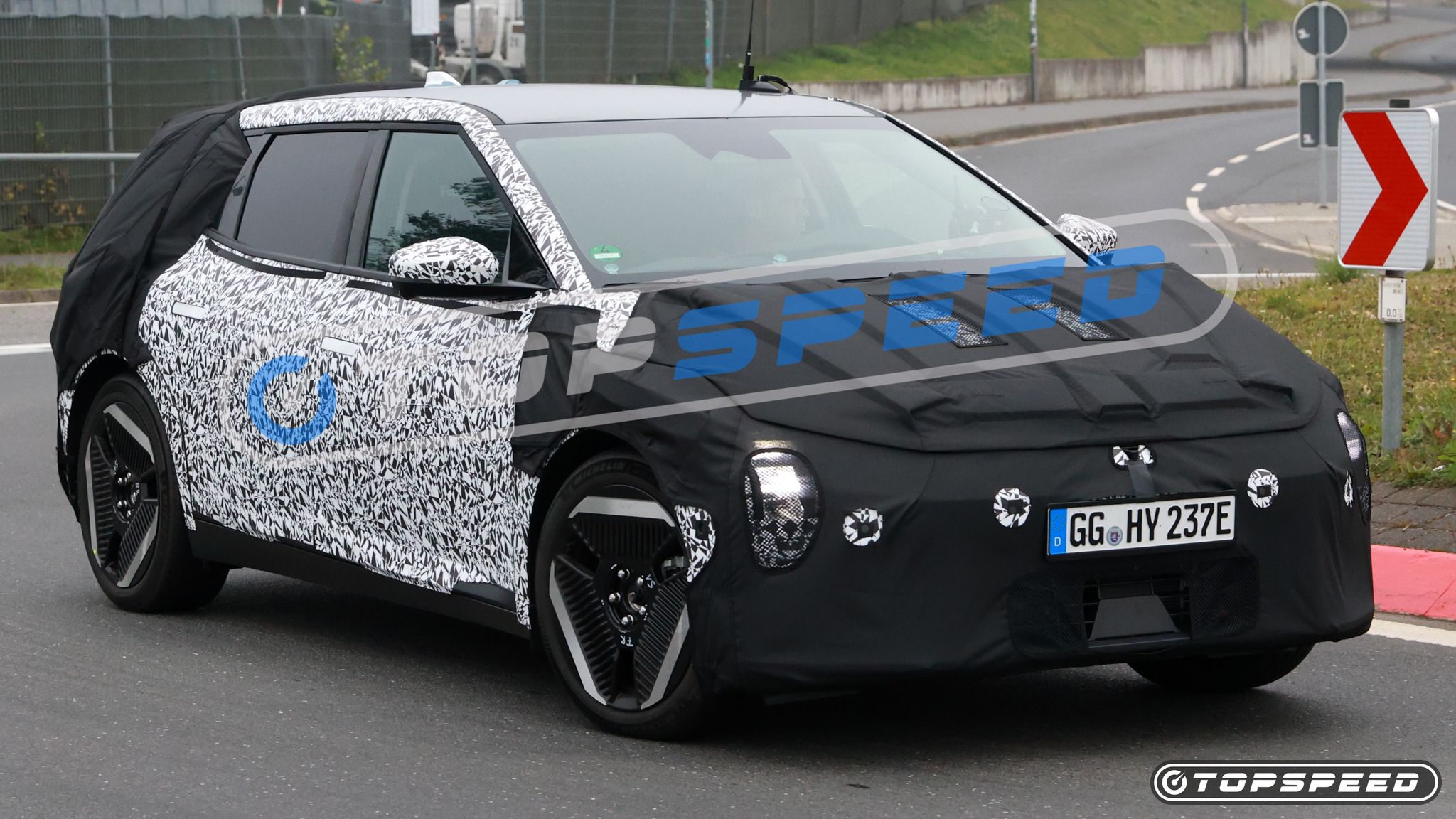 Kia EV4 Test Mule Spy Shots - SH Proshots-5