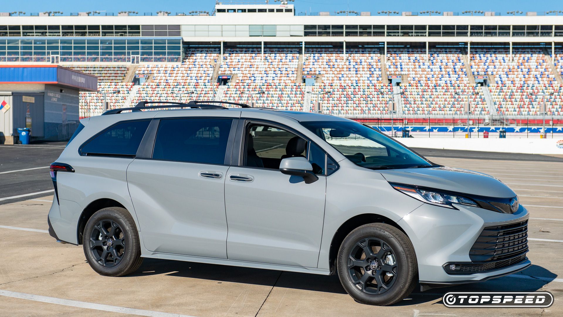 2025 Toyota Sienna hybrids-11