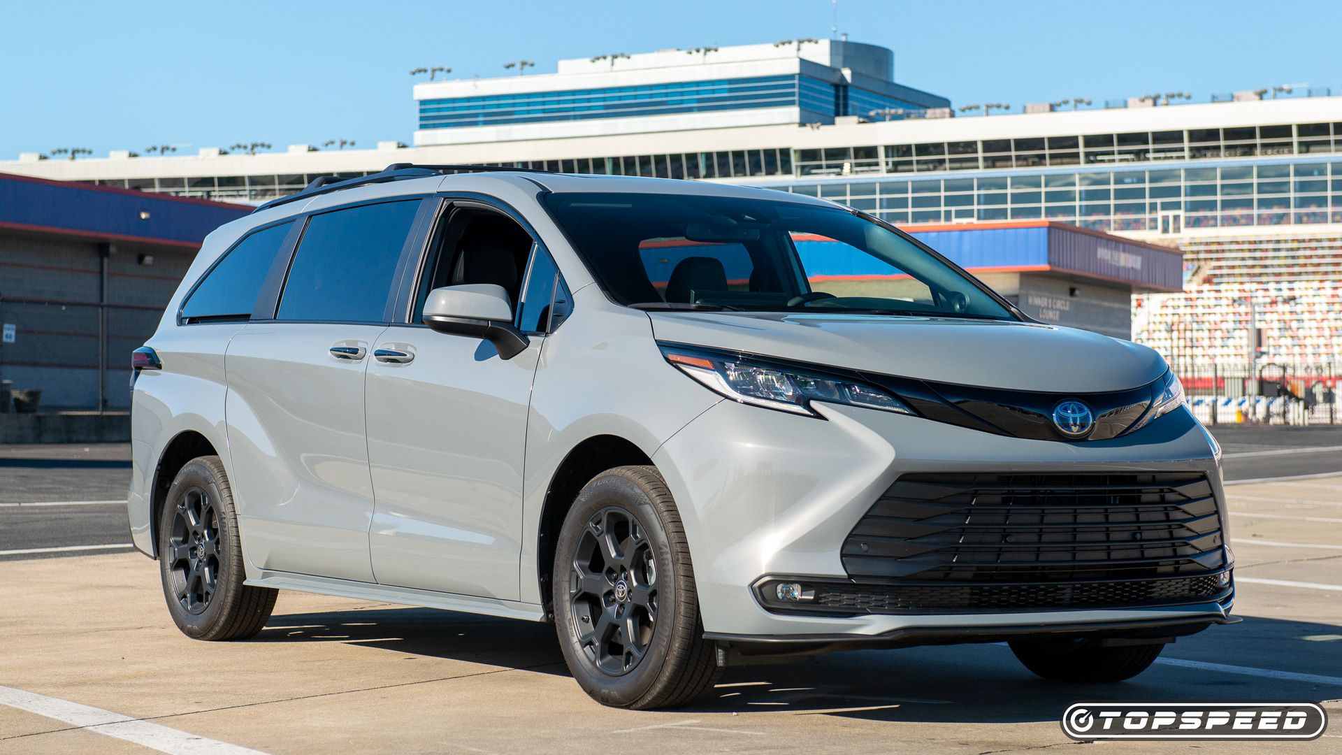 gray 2025 Toyota Sienna