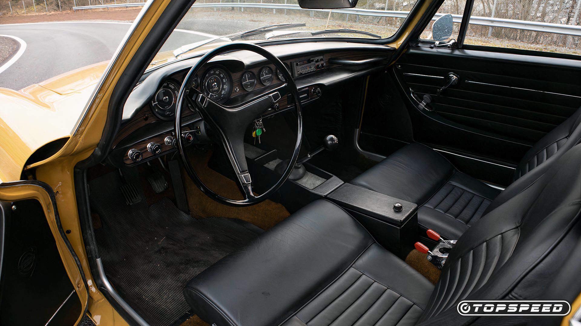 1970 Volvo P1800 E Interior TopSpeed