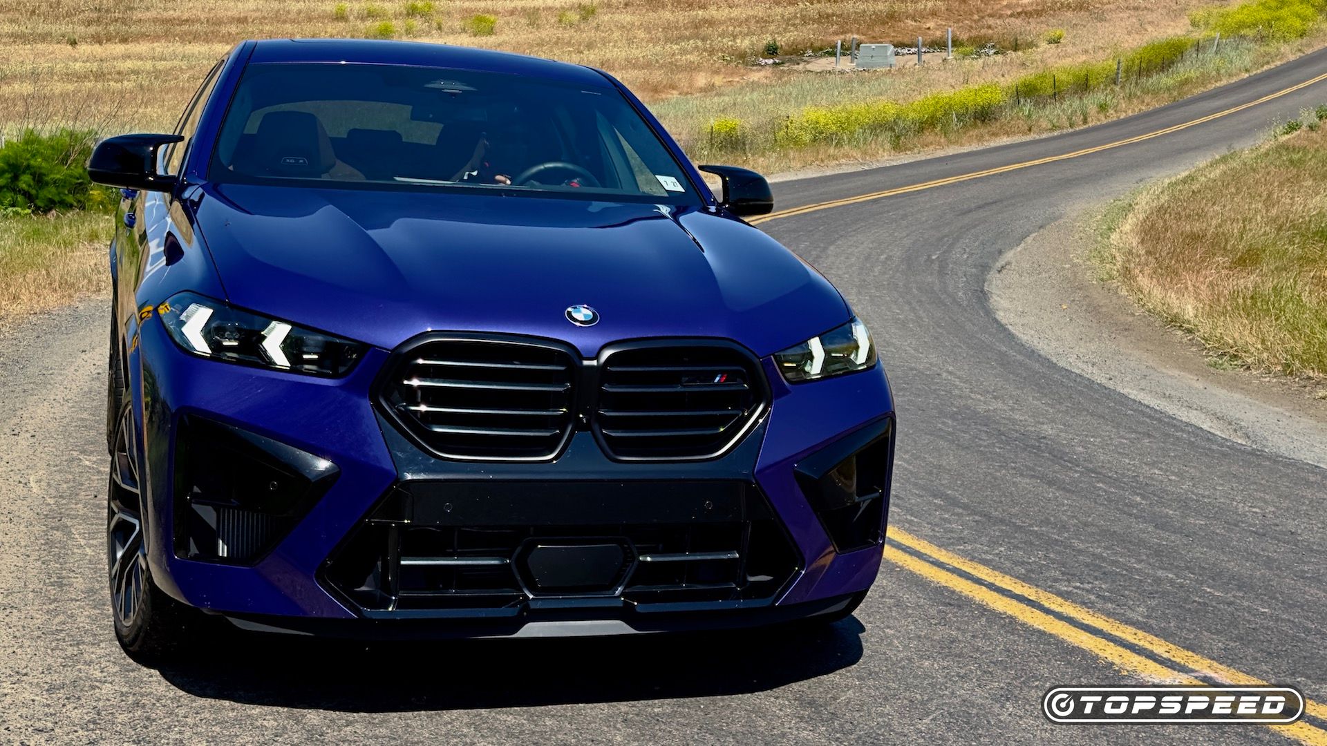 2024 BMW X6 M Competition Exterior Front View-1