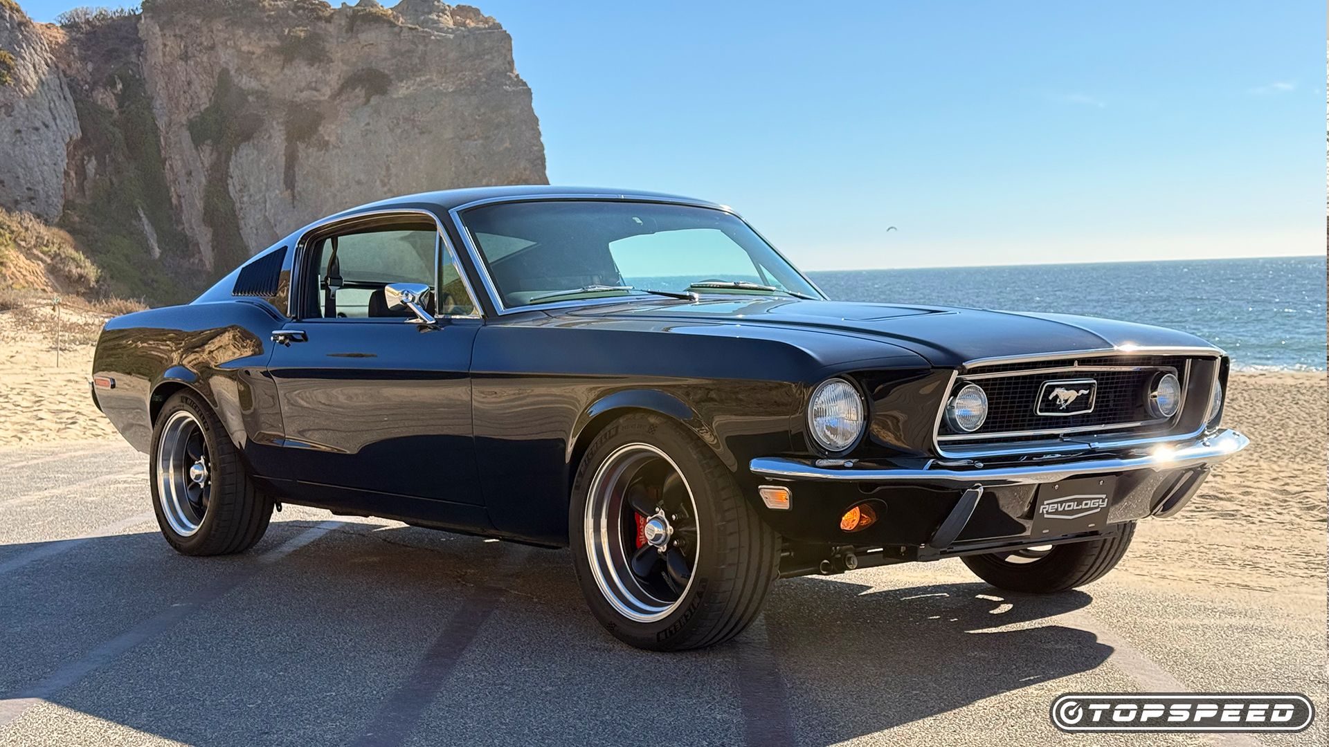 Revology Mustang GT 2+2 1968