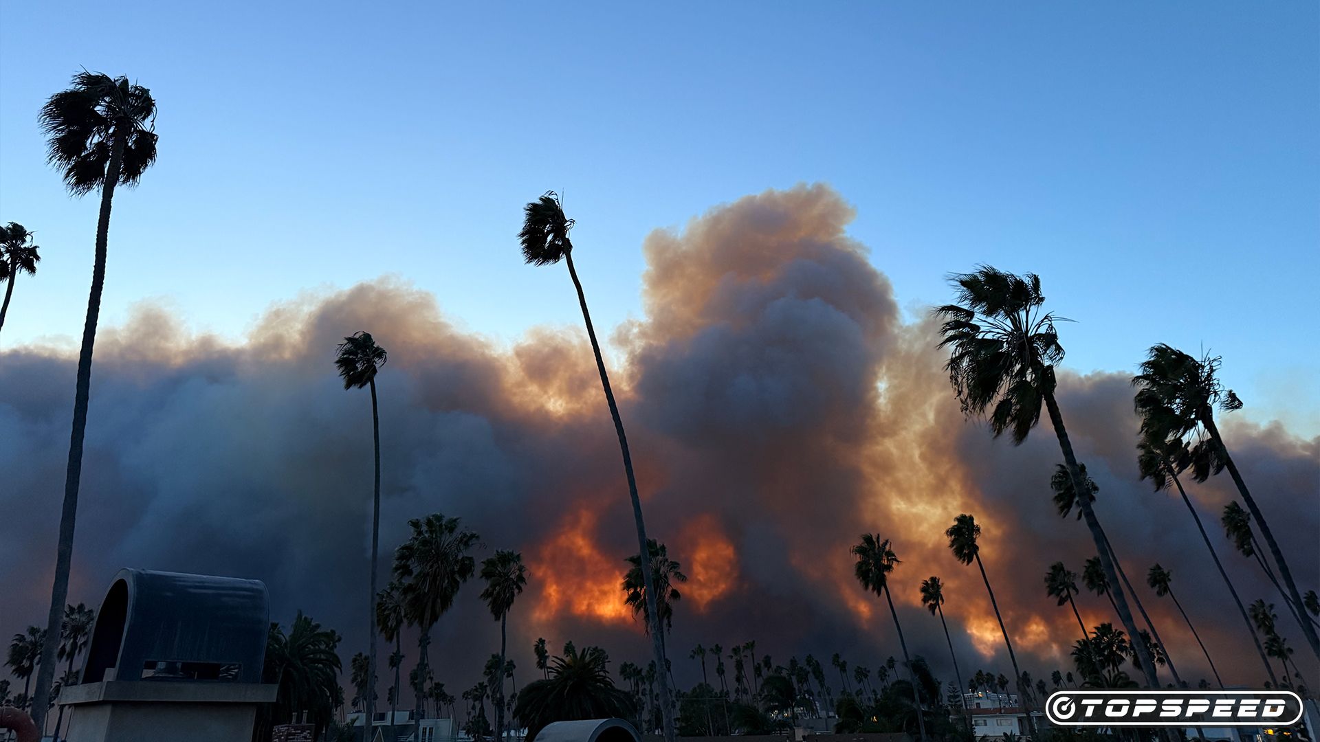 2025 Palisades fire as seen from Santa Monica